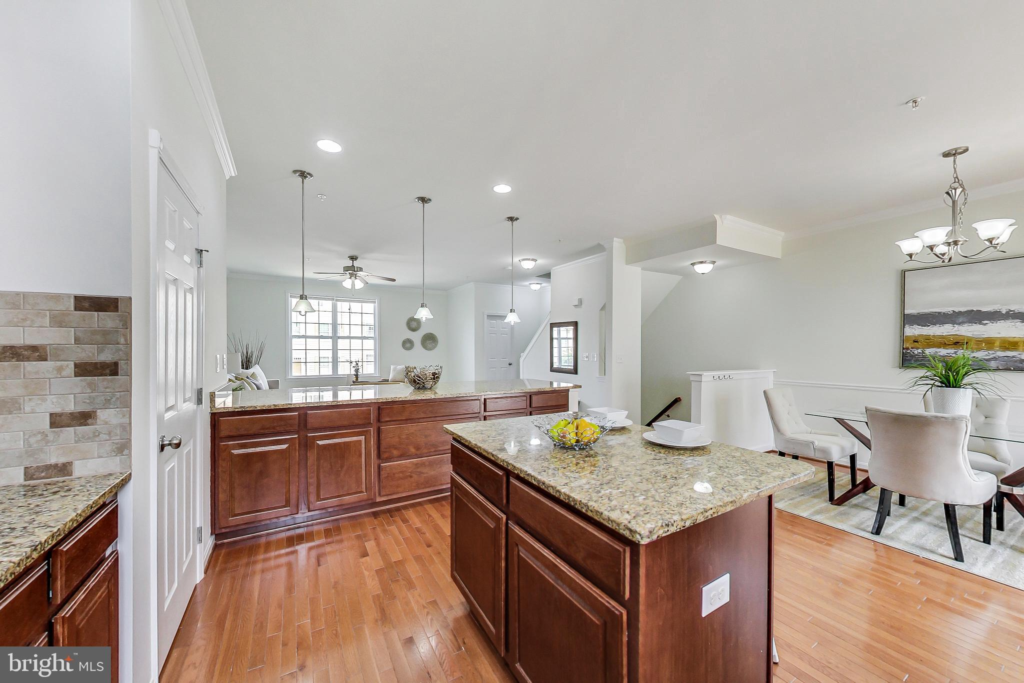 SAN FRANCISCO BY THE BAY - Residential