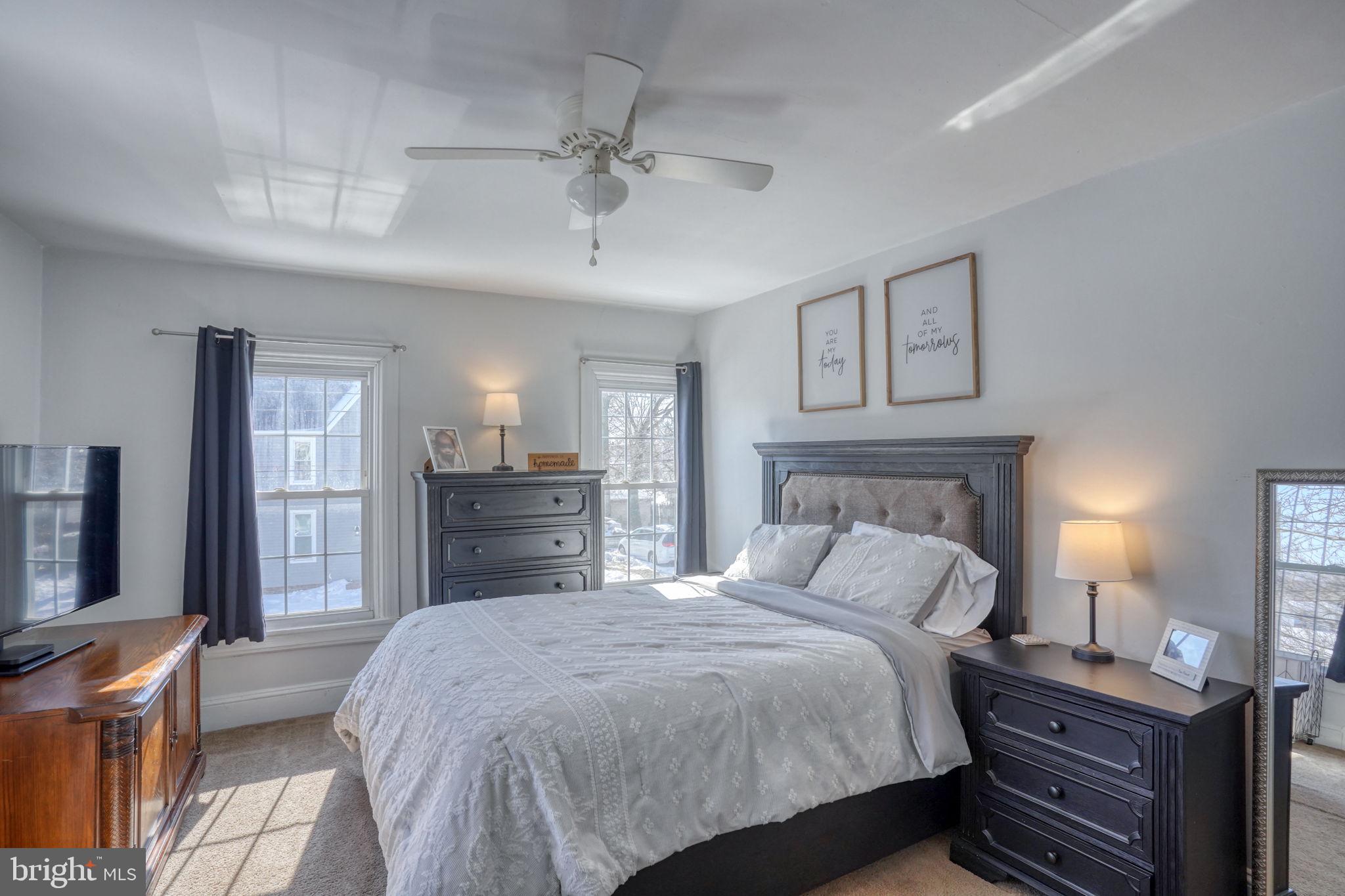 REDDING ESTATES - Residential