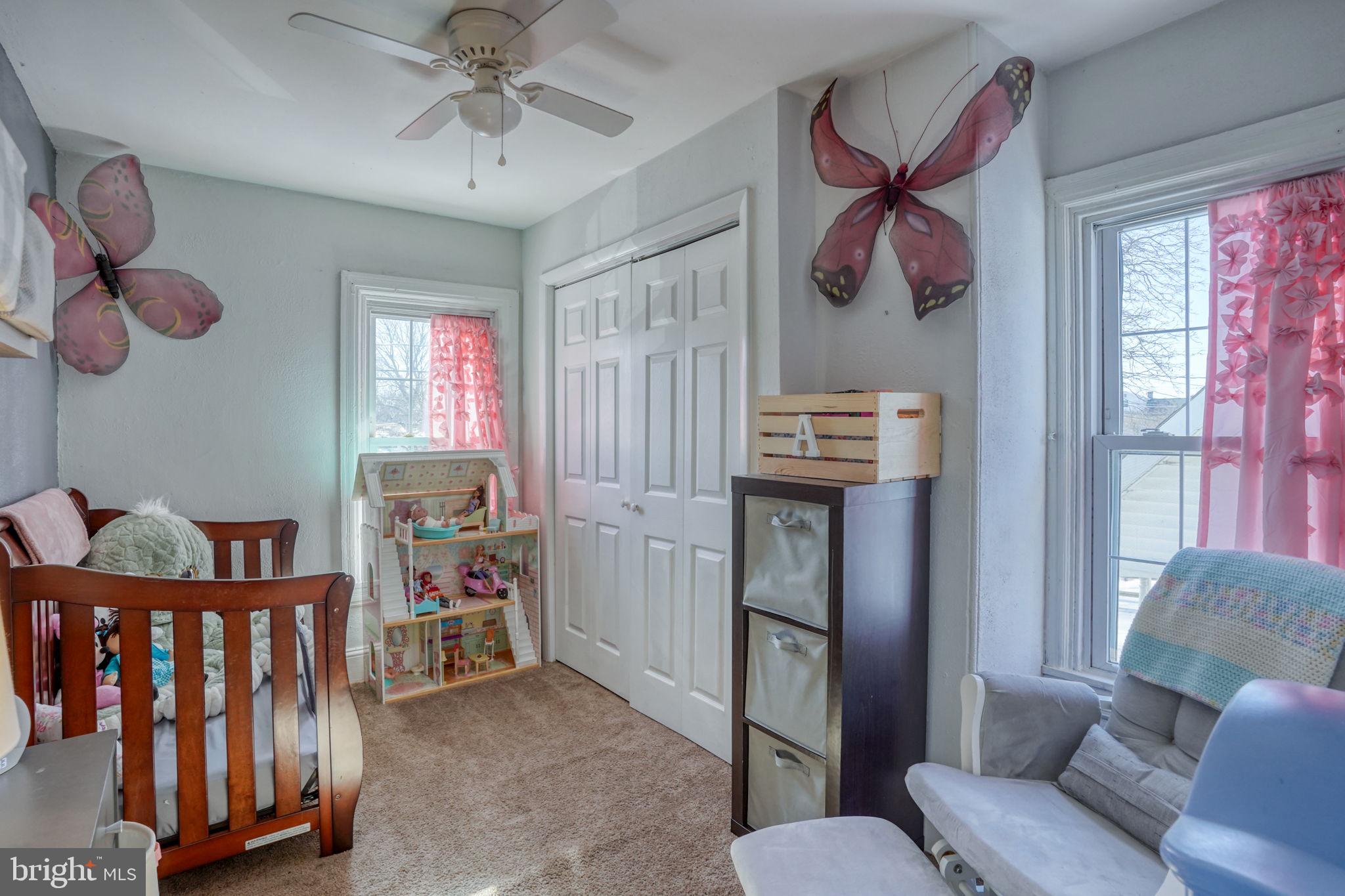 REDDING ESTATES - Residential