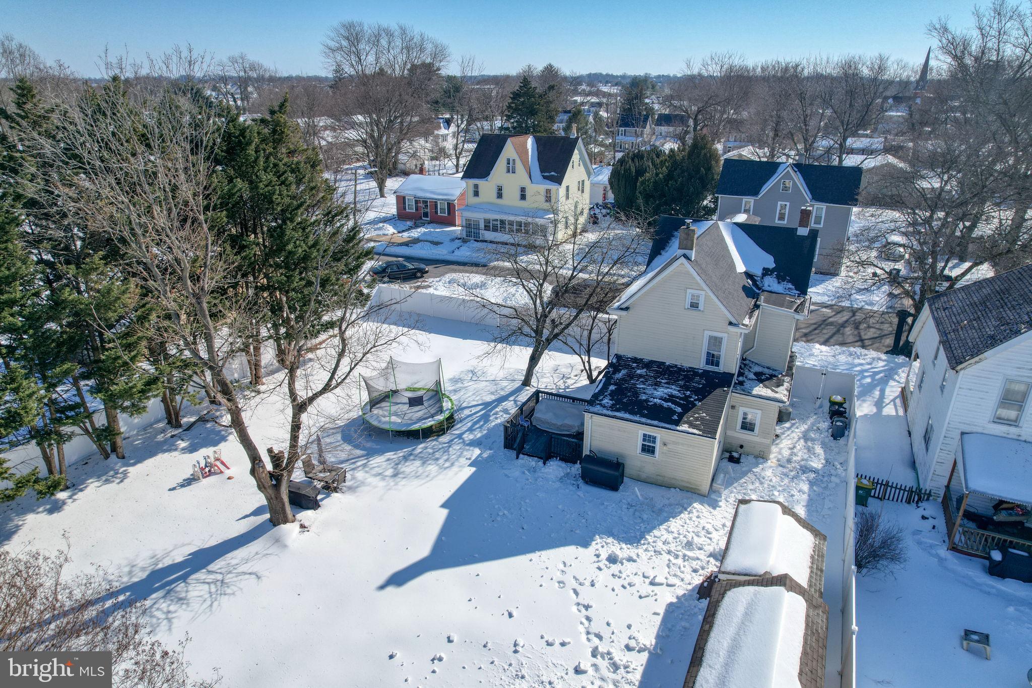 REDDING ESTATES - Residential