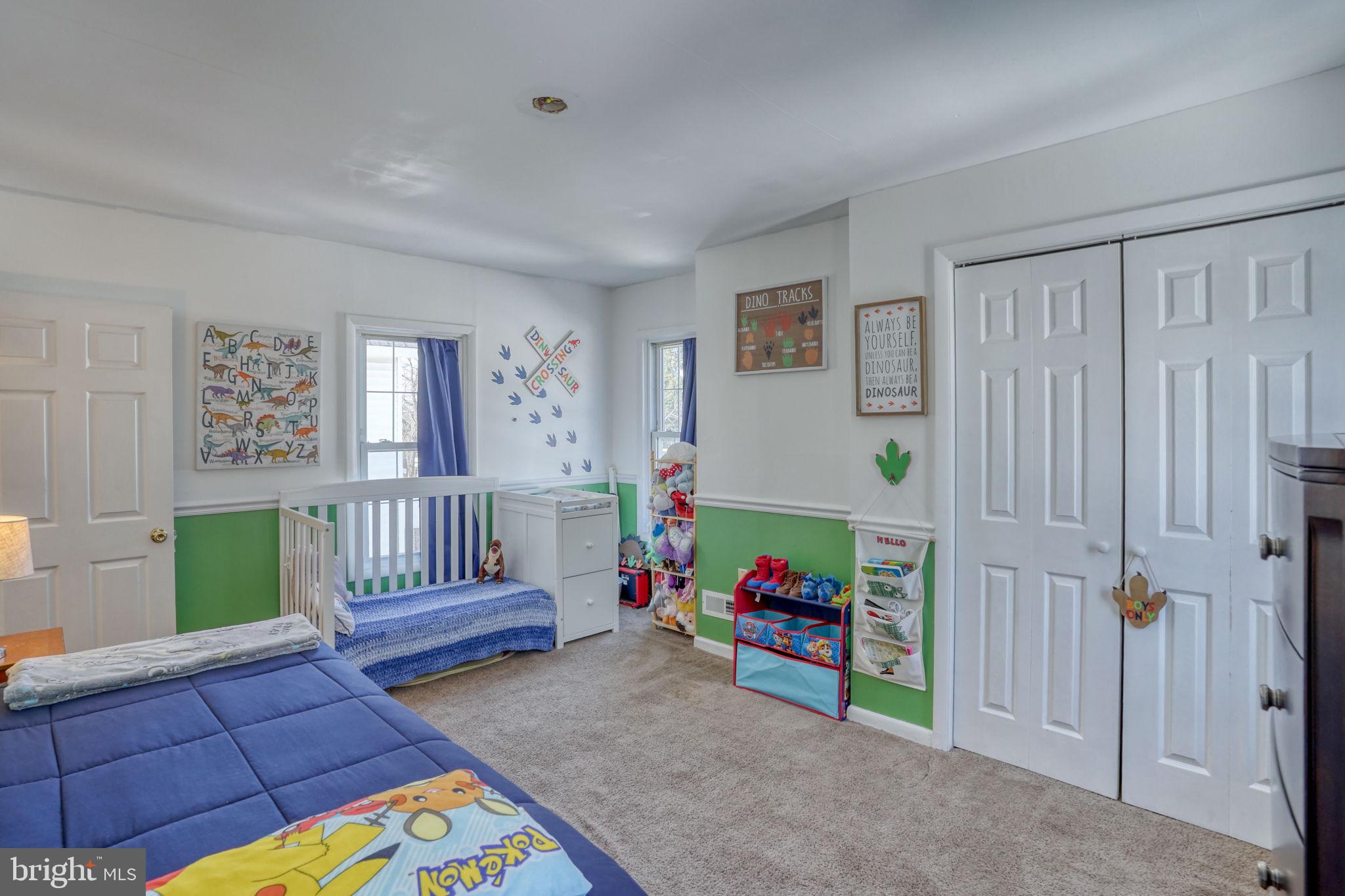 REDDING ESTATES - Residential