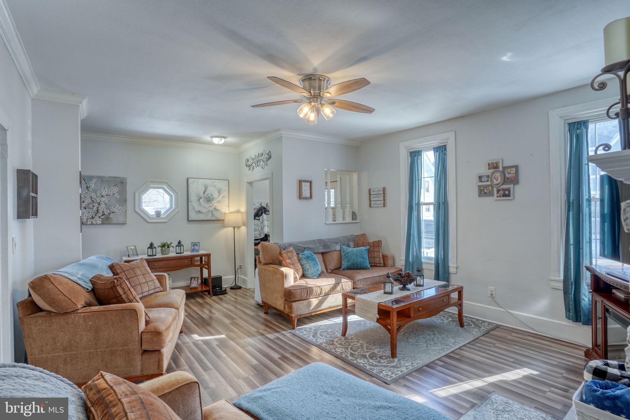 REDDING ESTATES - Residential