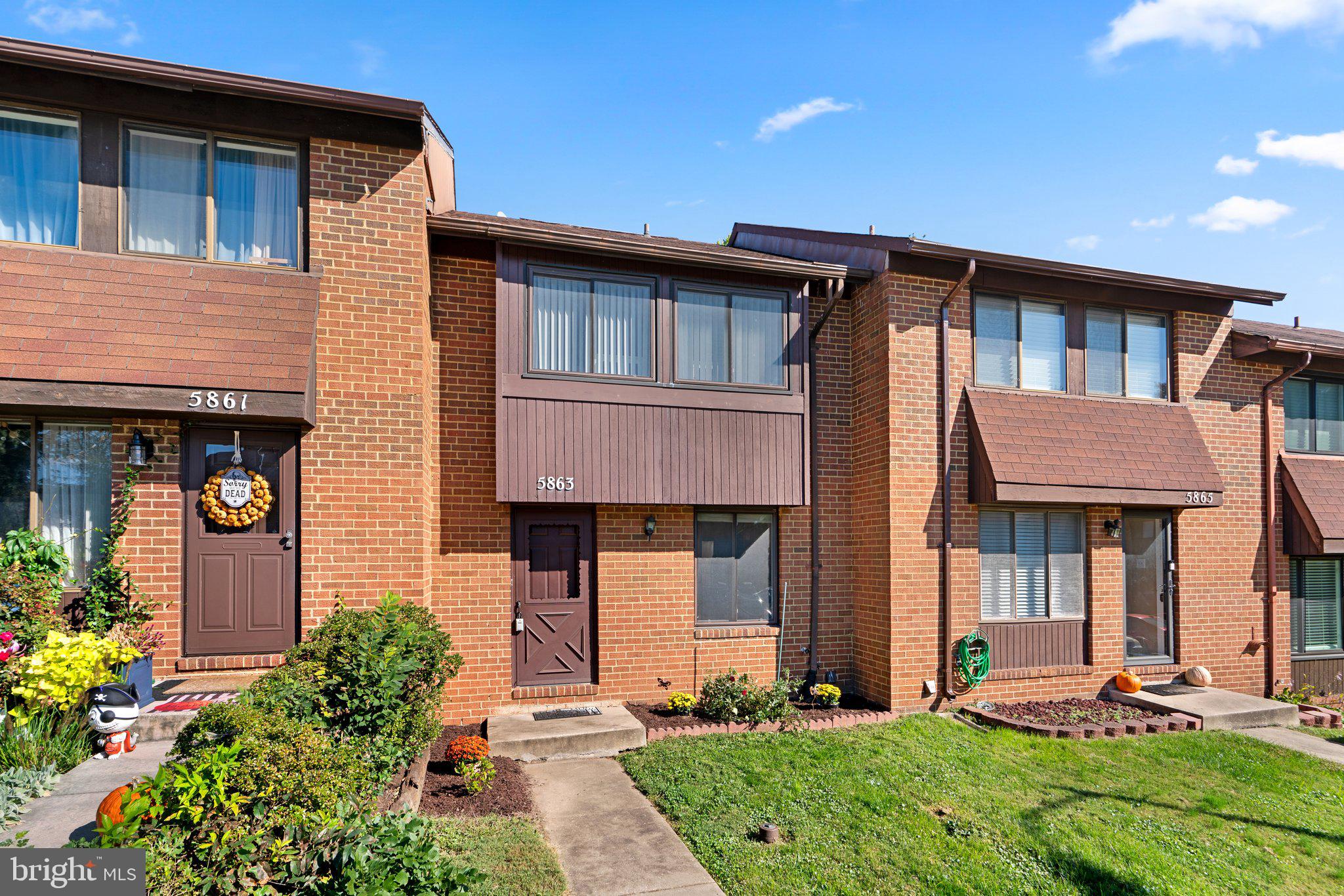 5863 WHISPER WAY 18-03