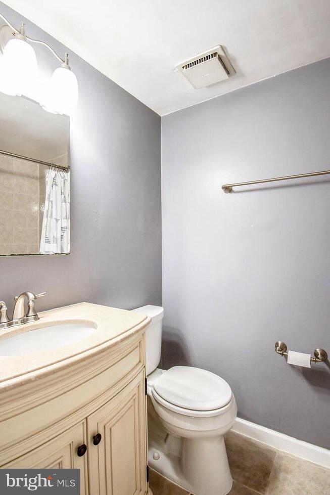 SHADOWOOD - Residential Lease