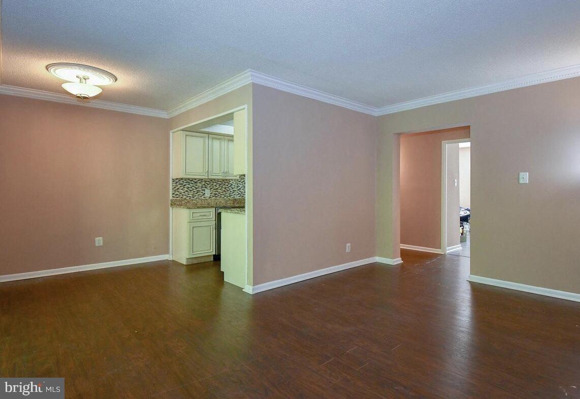 SHADOWOOD - Residential Lease