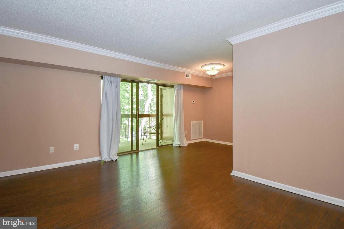 SHADOWOOD - Residential Lease