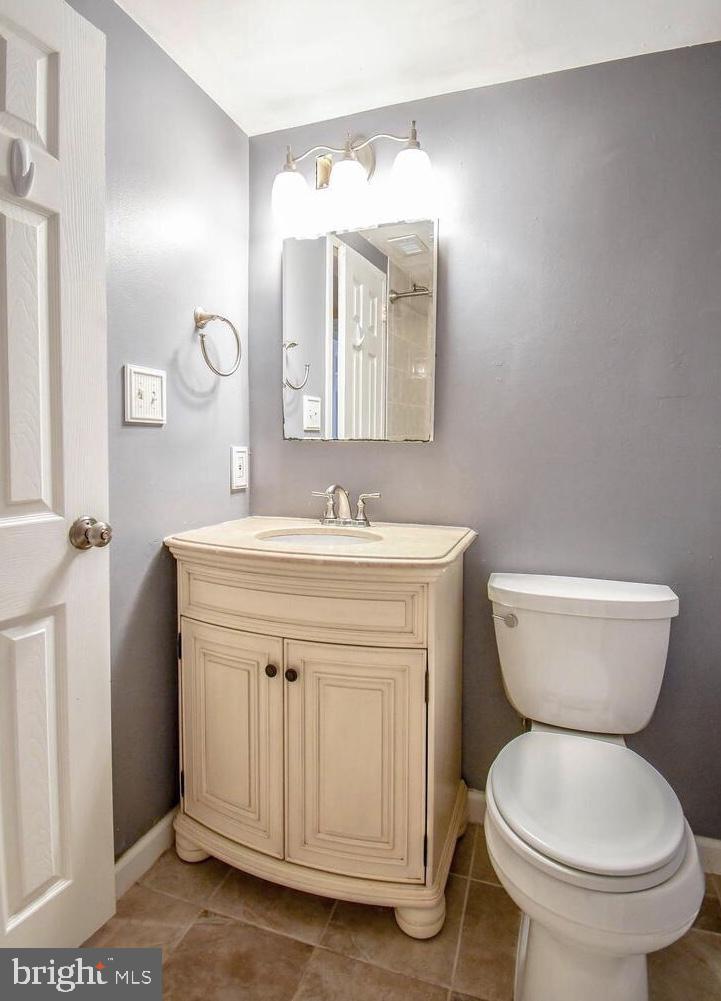 SHADOWOOD - Residential Lease