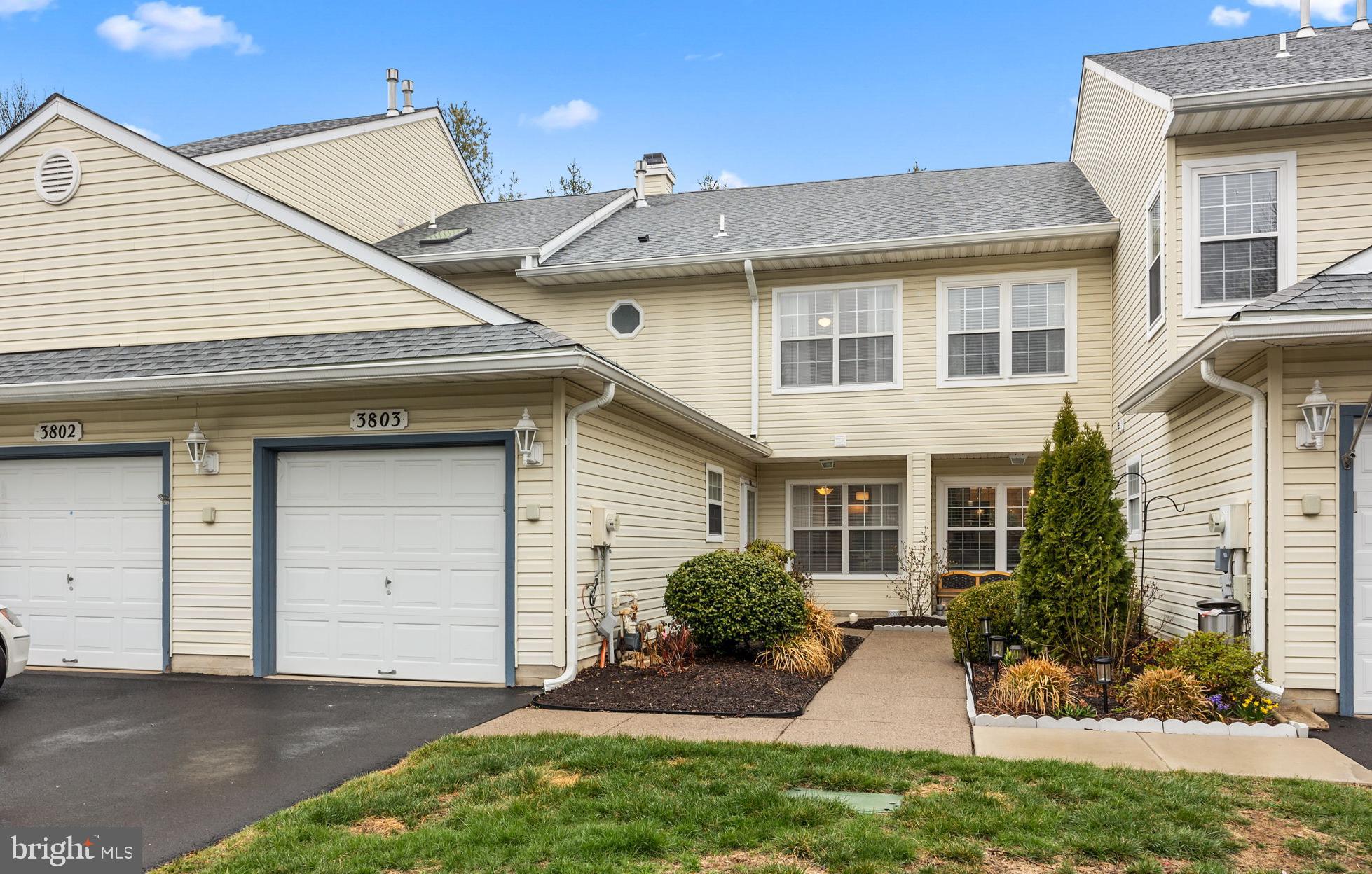 BROOKSTONE - Residential