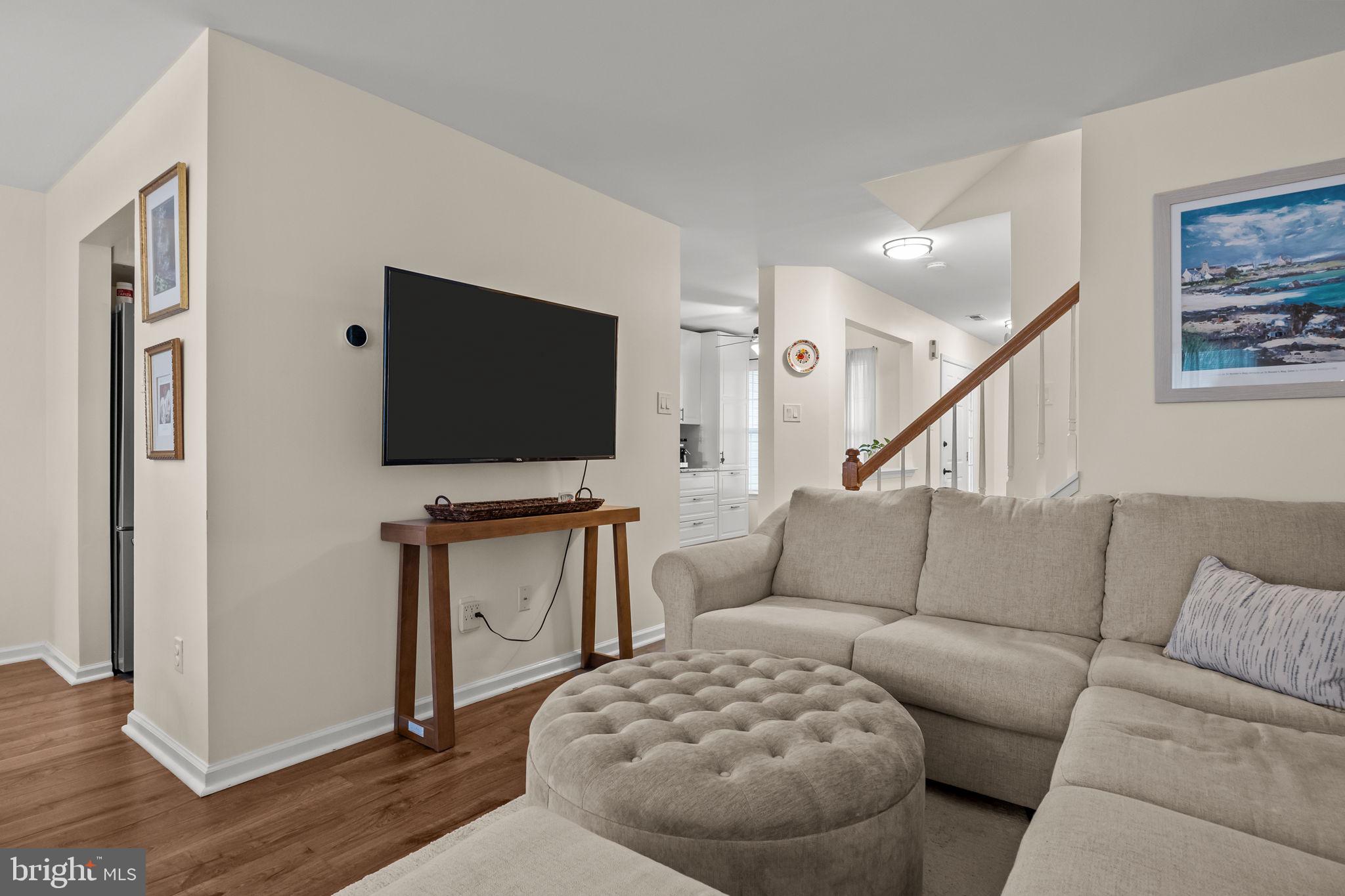 BROOKSTONE - Residential