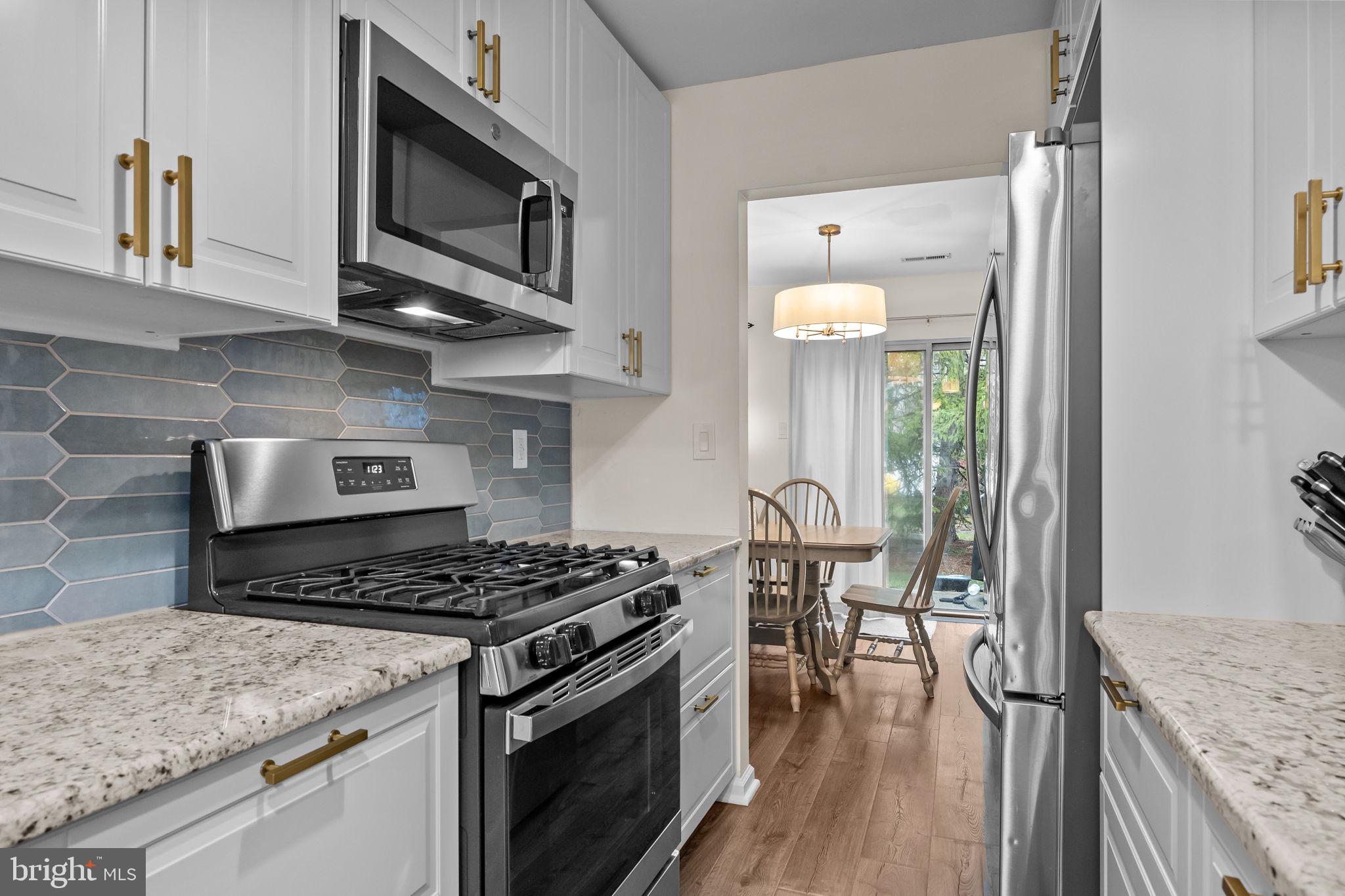 BROOKSTONE - Residential