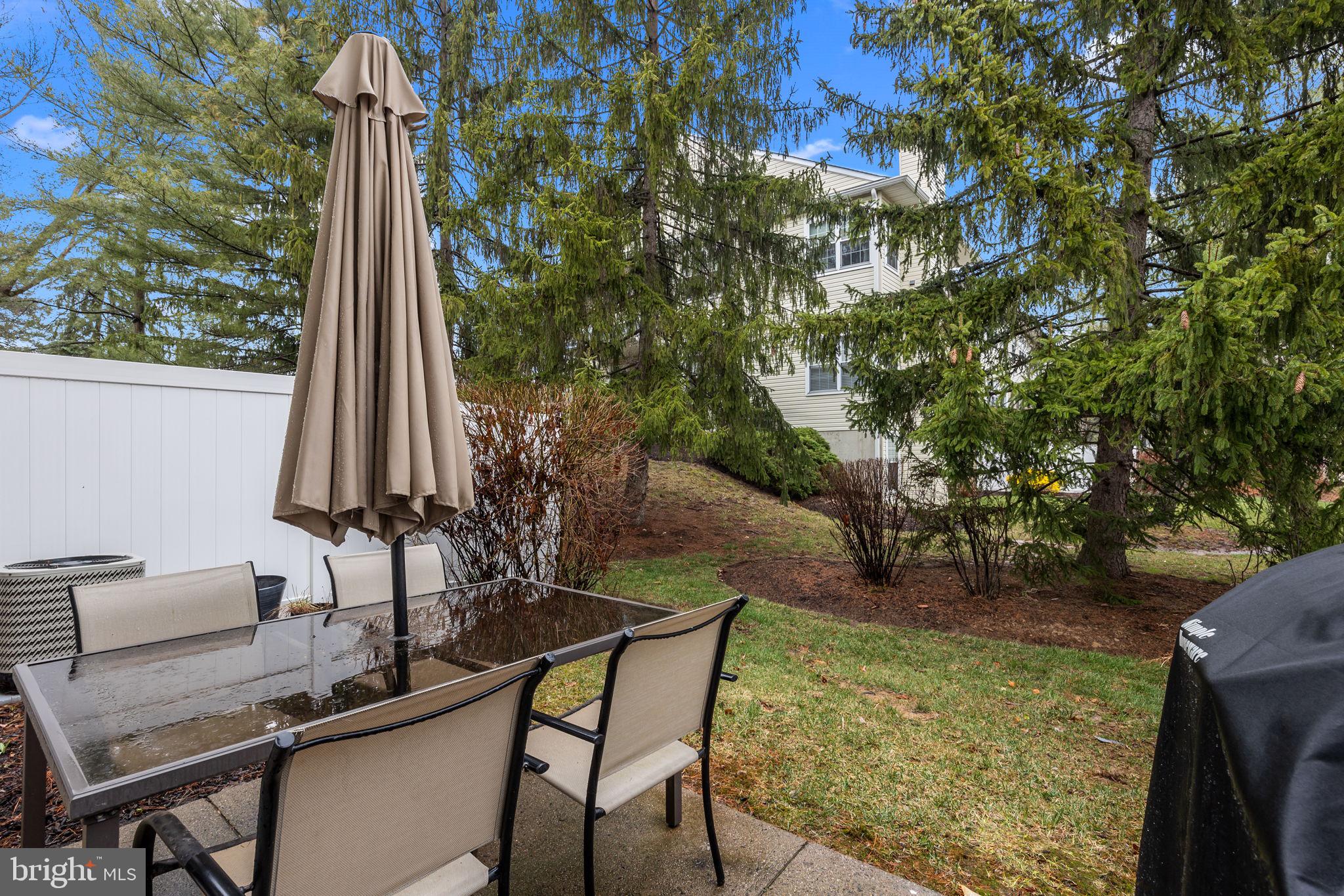 BROOKSTONE - Residential