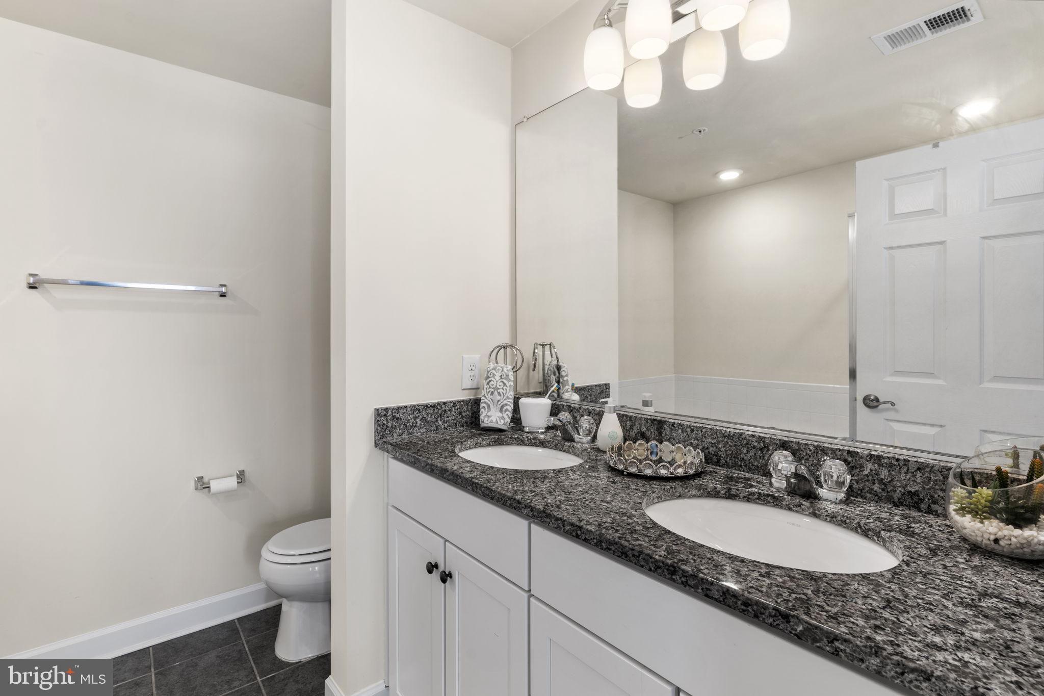 EAST GATE 3 CONDOMINIUM - Residential