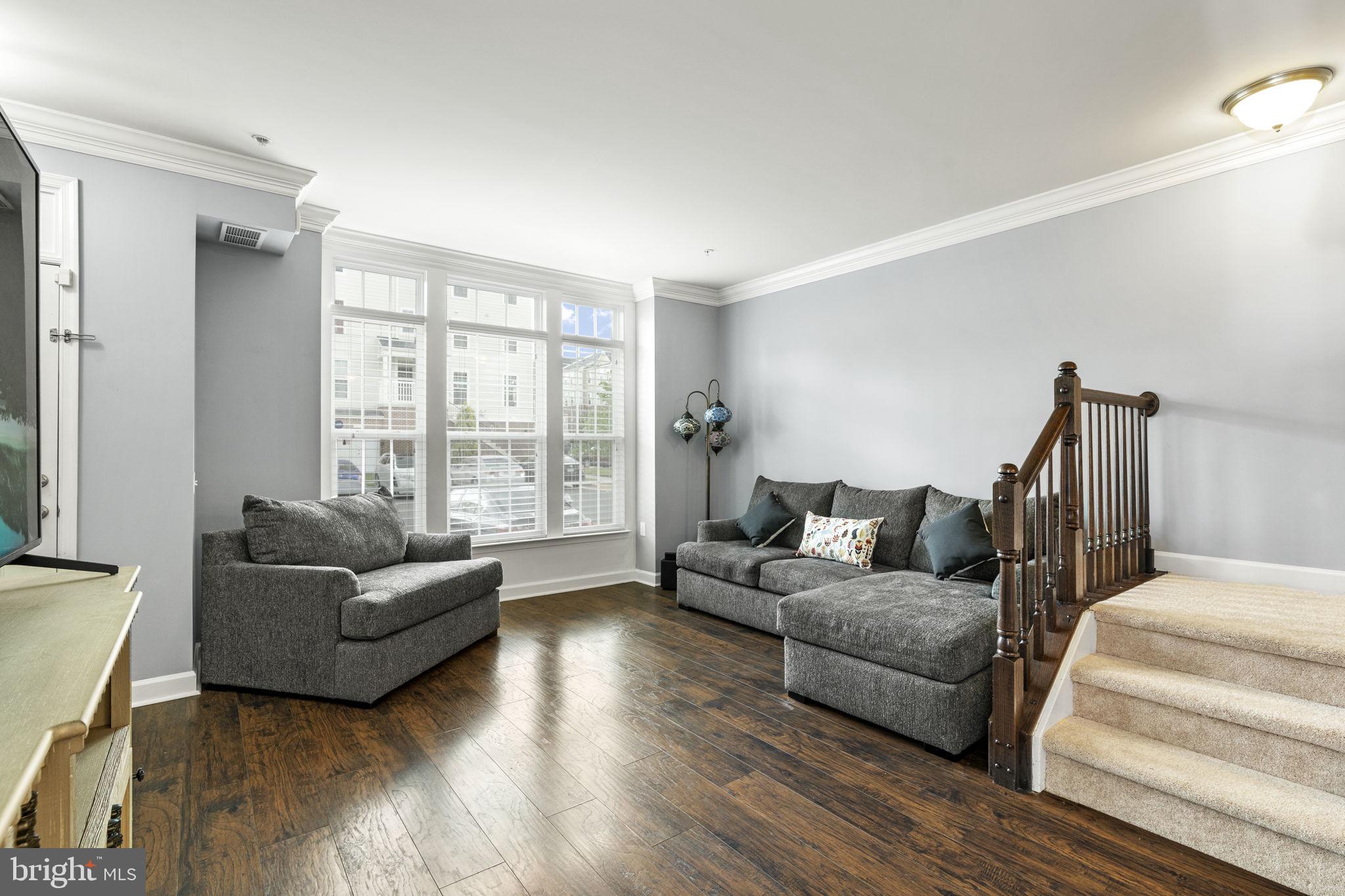 EAST GATE 3 CONDOMINIUM - Residential