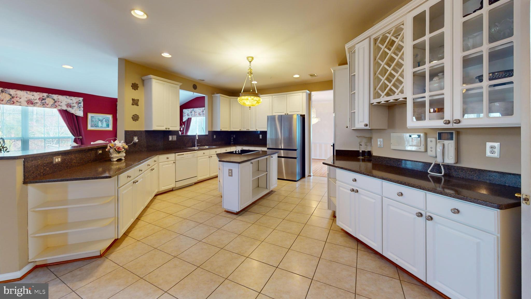 FARMINGTON WOODS - Residential