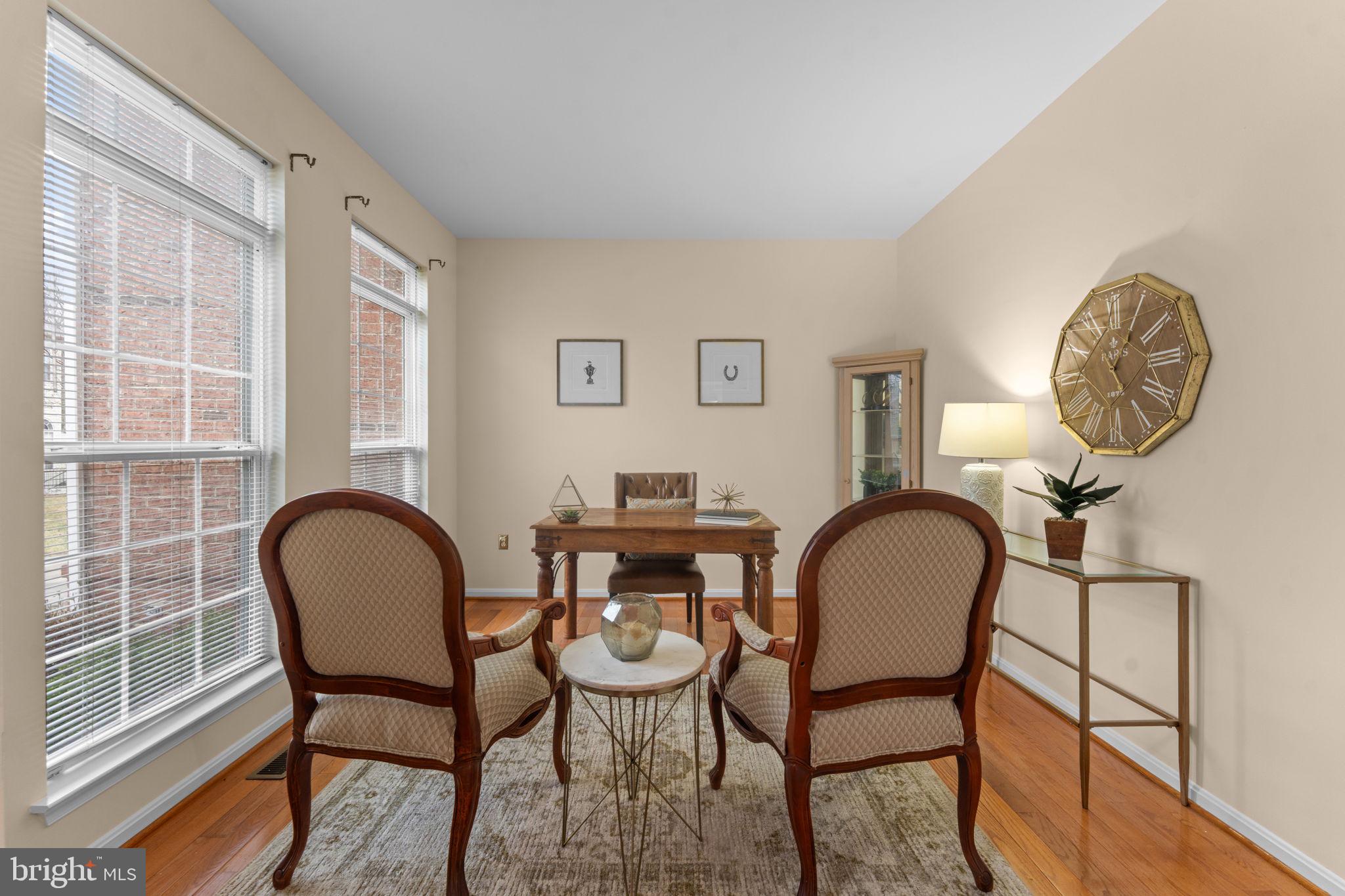 FARMINGTON WOODS - Residential