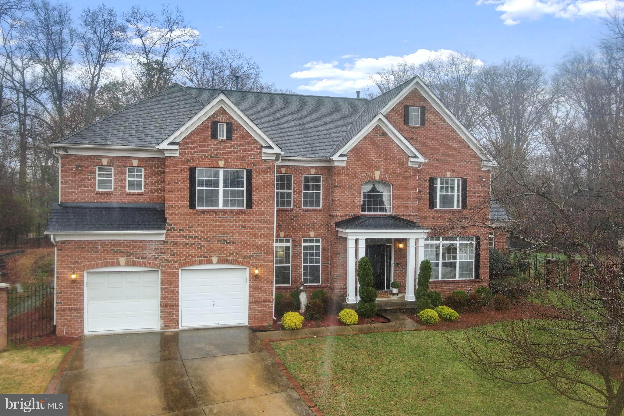 FARMINGTON WOODS - Residential