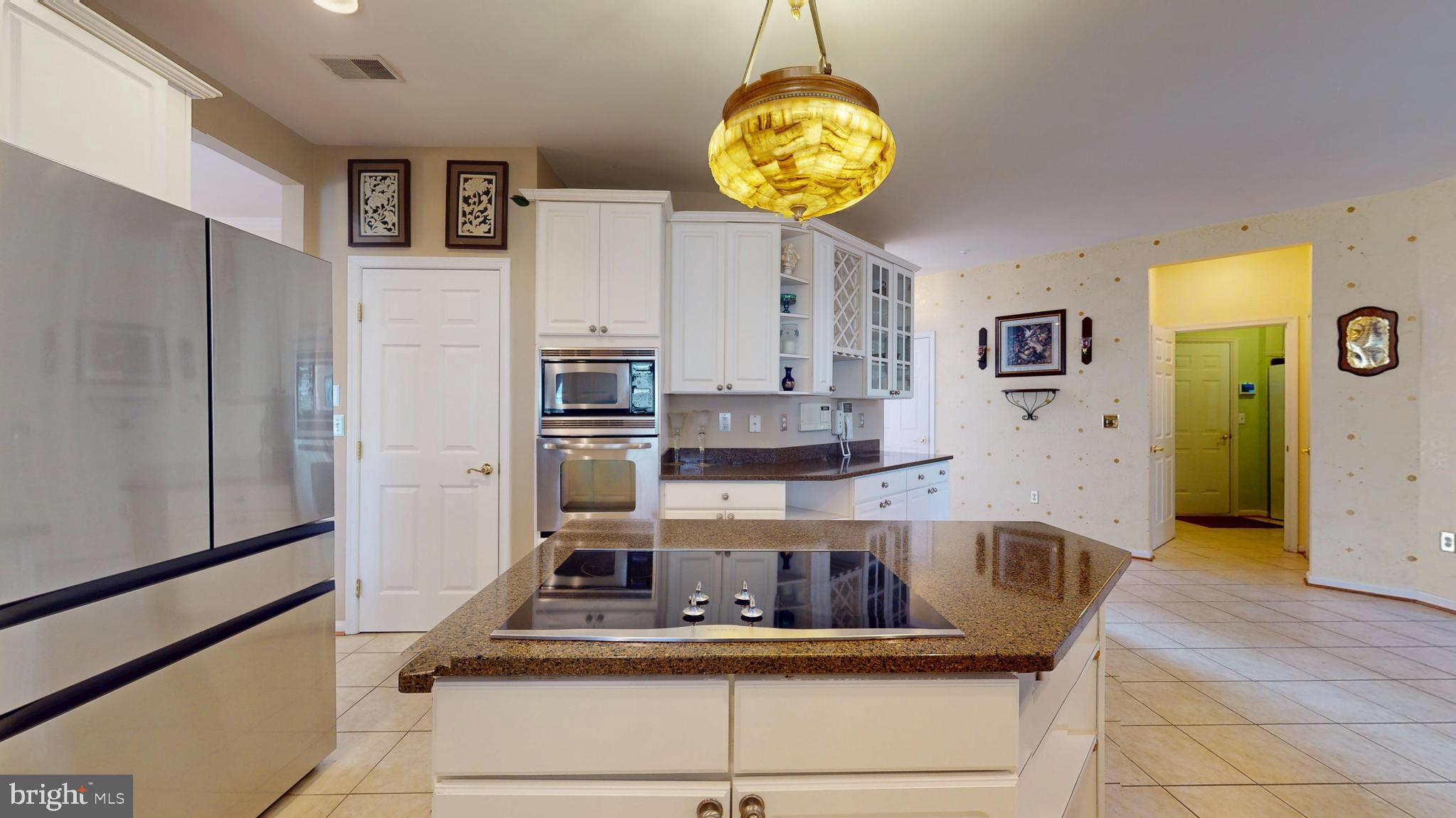 FARMINGTON WOODS - Residential