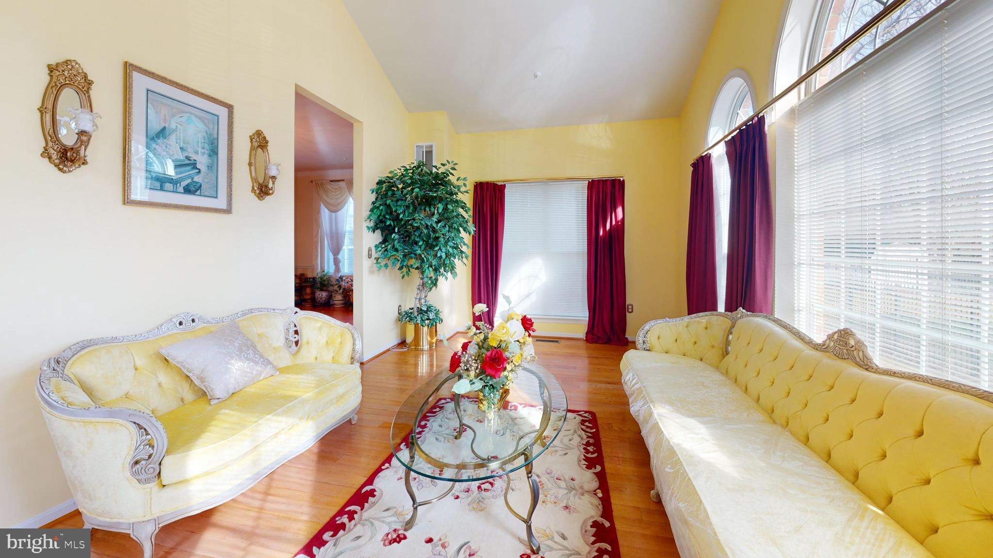 FARMINGTON WOODS - Residential