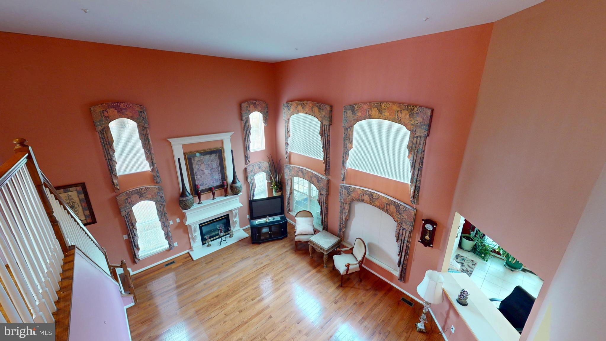 FARMINGTON WOODS - Residential