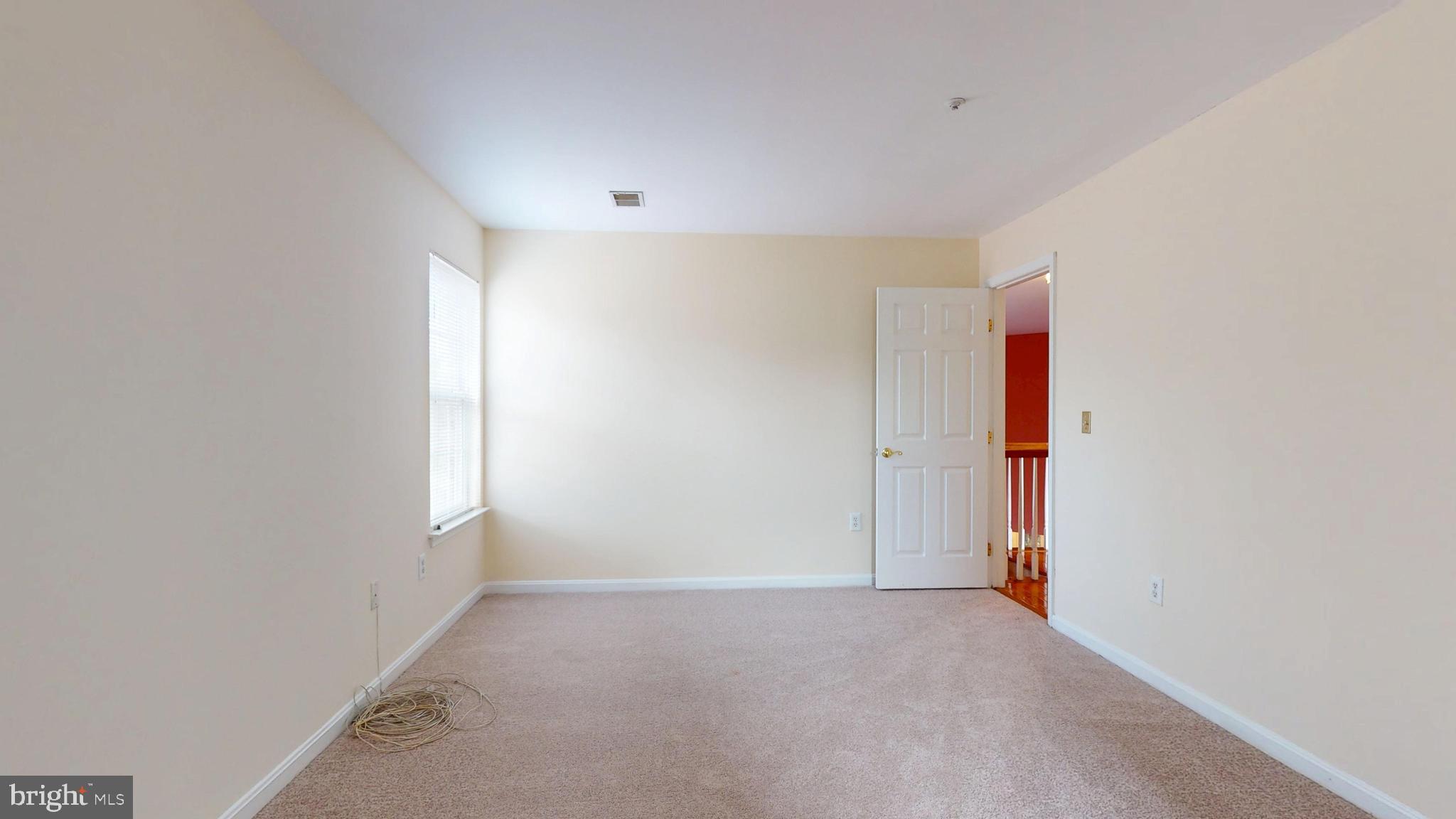 FARMINGTON WOODS - Residential