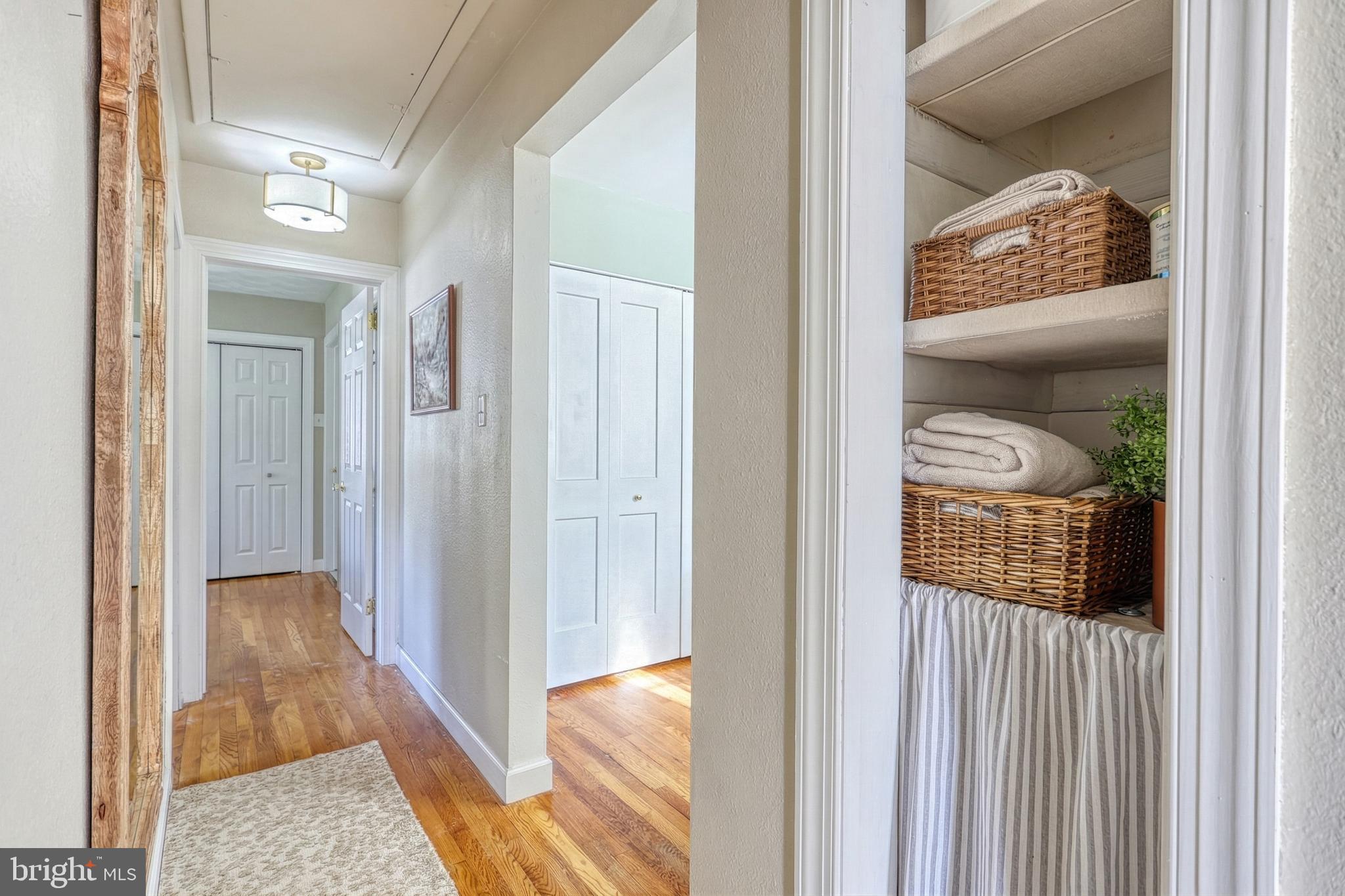 CHAMBERS HILL - Residential