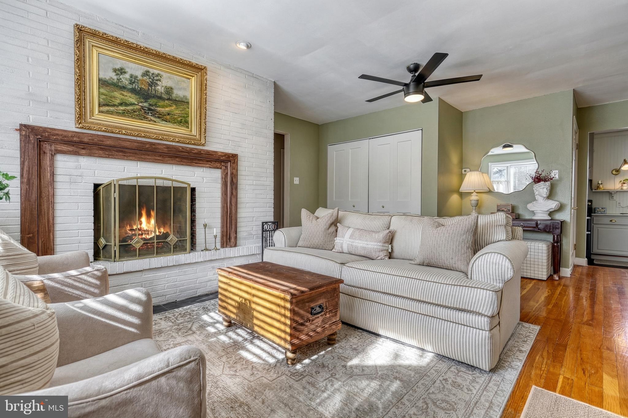 CHAMBERS HILL - Residential