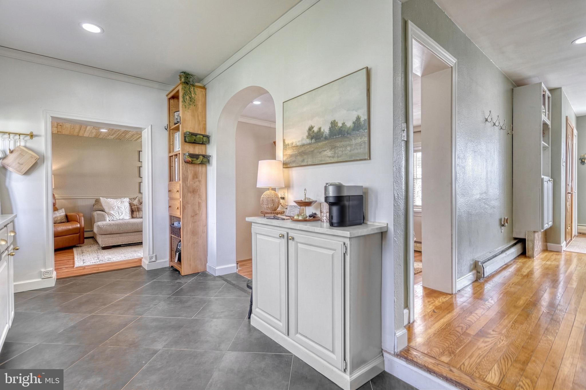 CHAMBERS HILL - Residential