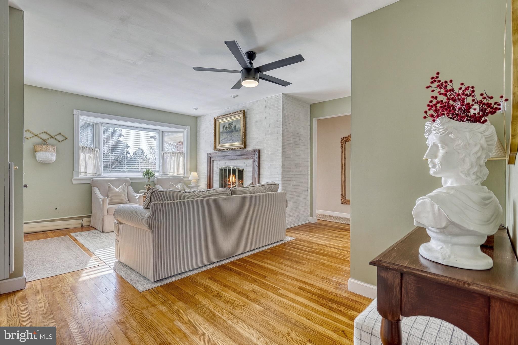 CHAMBERS HILL - Residential