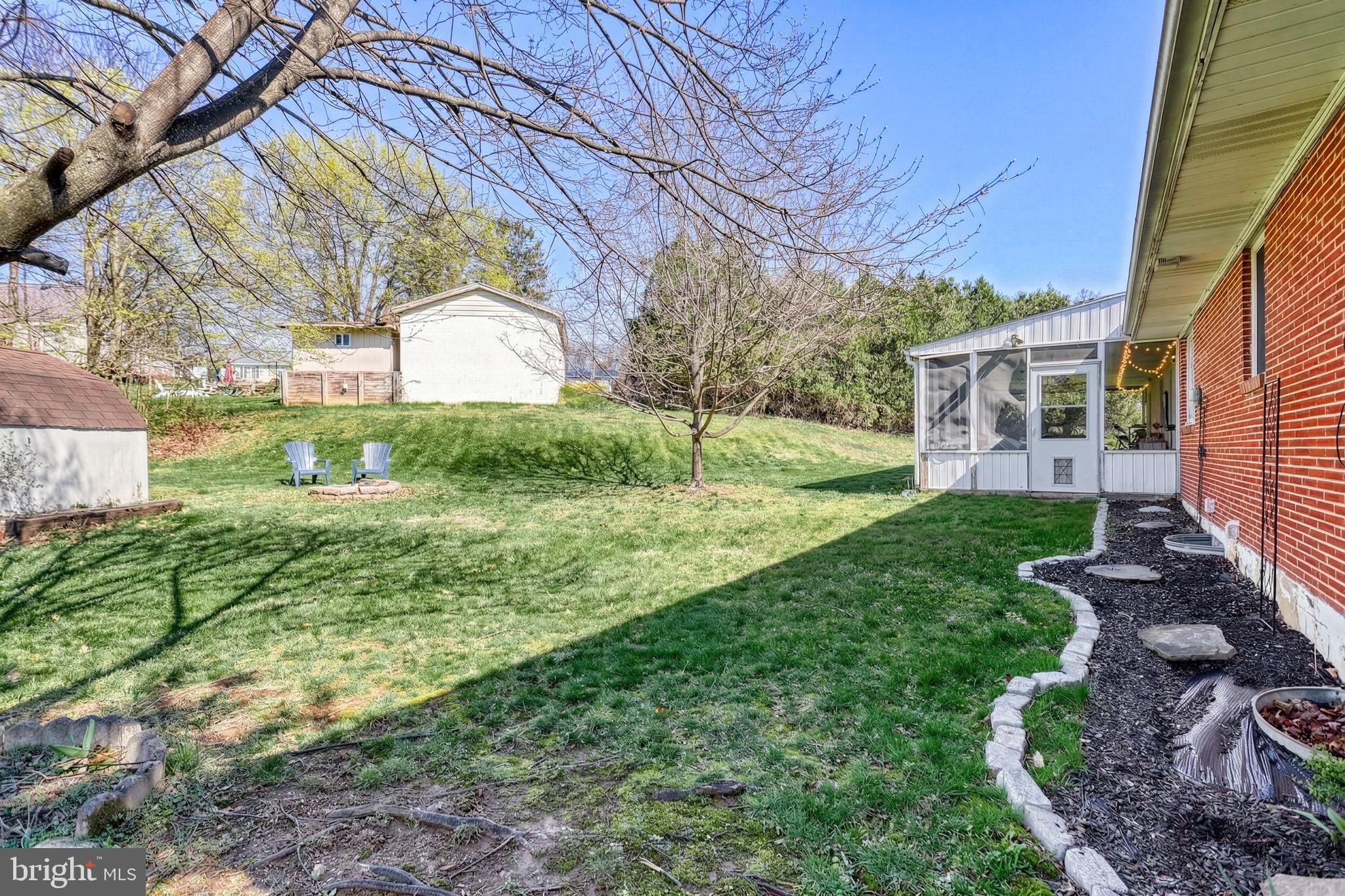 CHAMBERS HILL - Residential