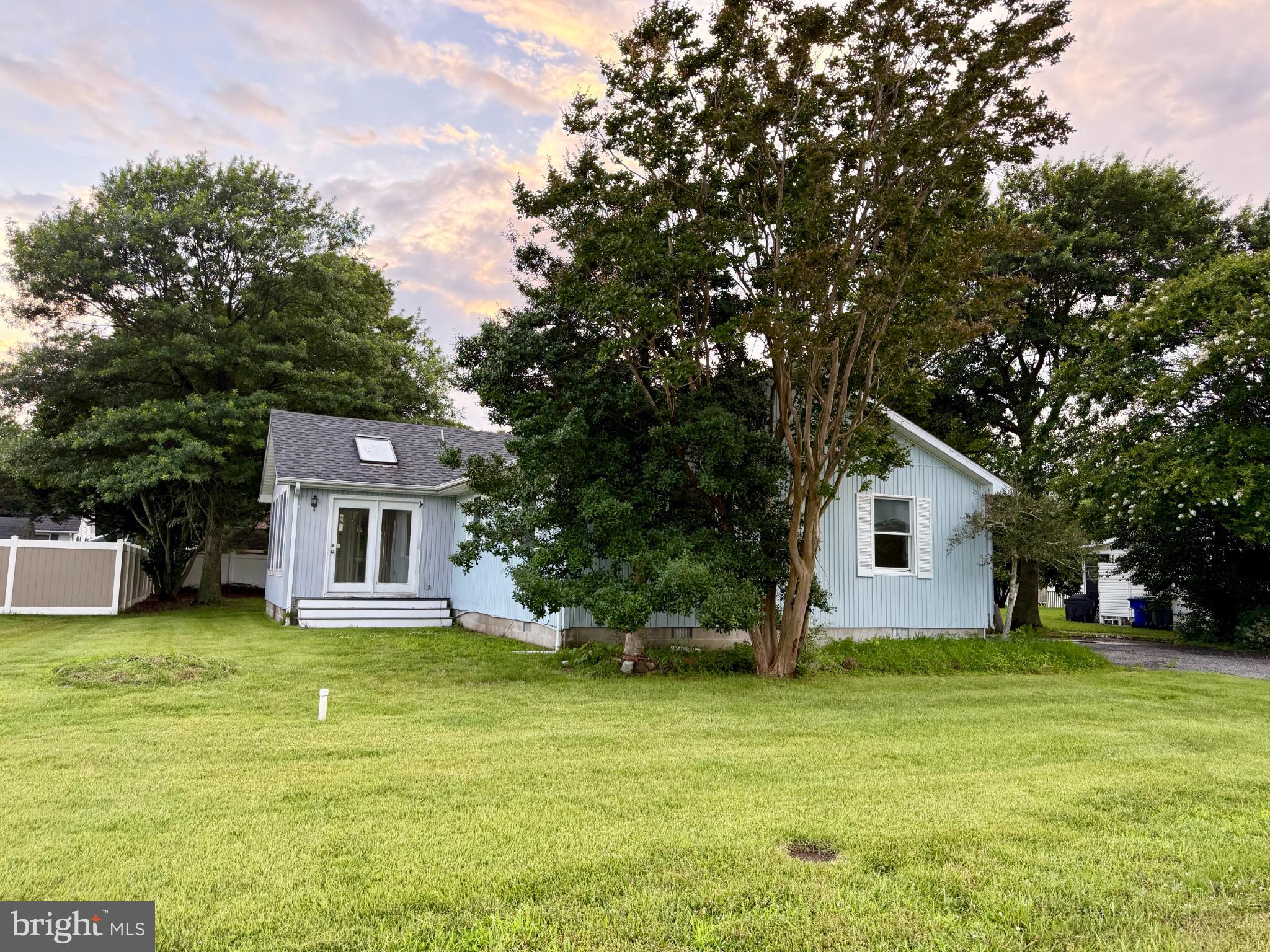 22 WINDMILL LANE