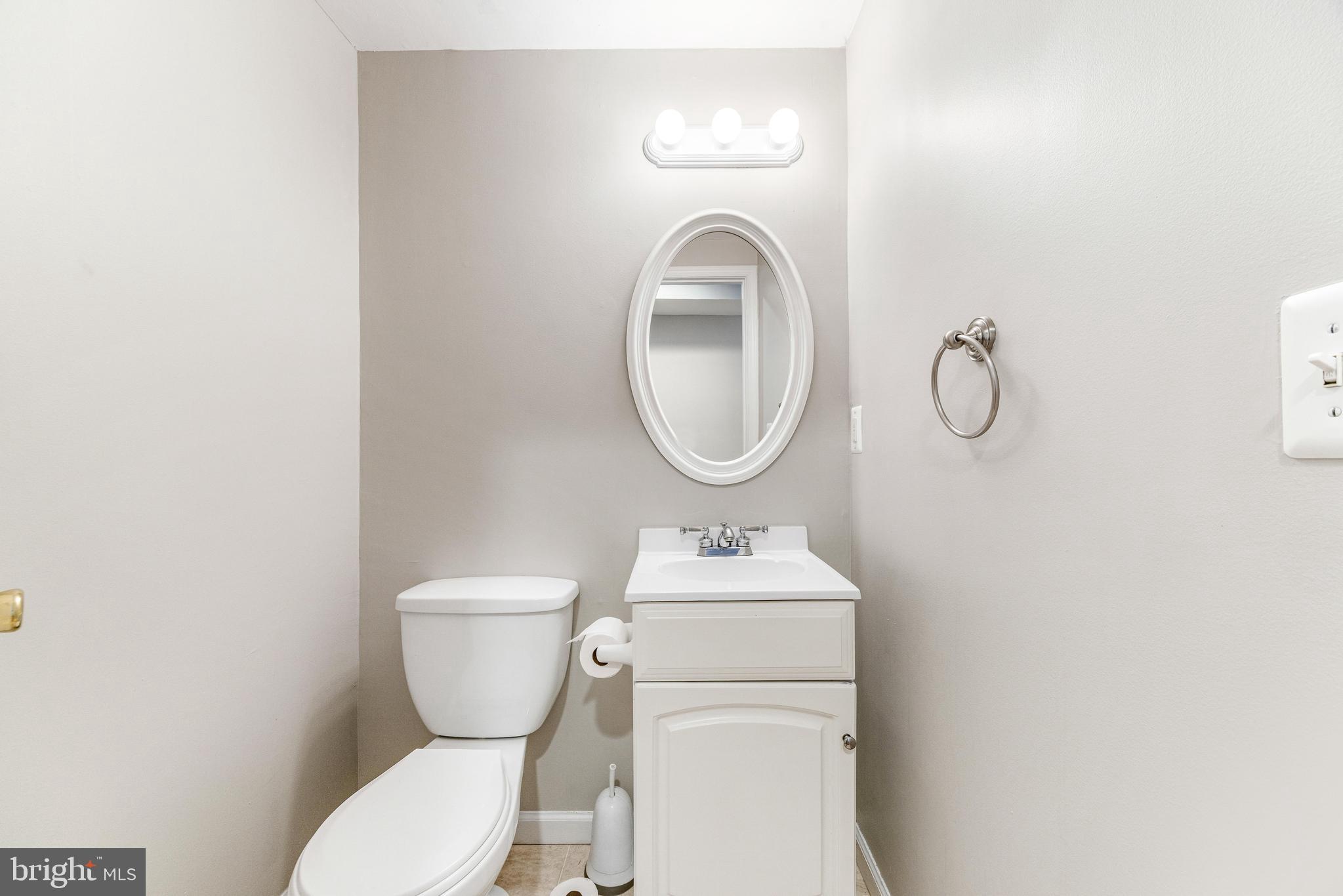 LOCUST POINT - Residential