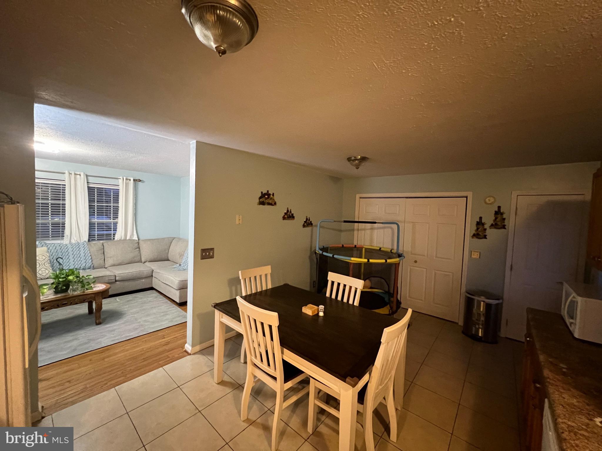 HIGHLAND VIEW - Residential