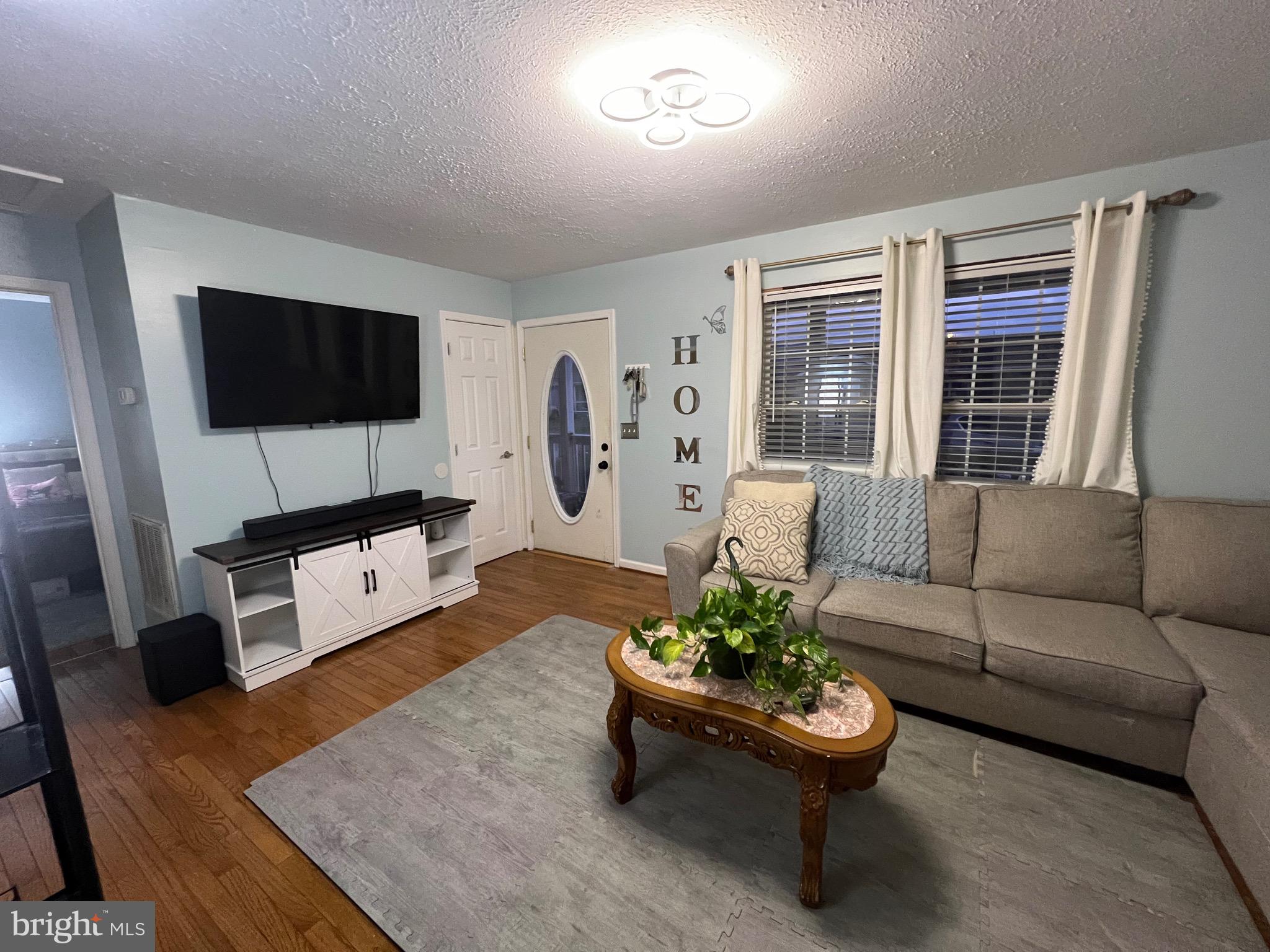 HIGHLAND VIEW - Residential