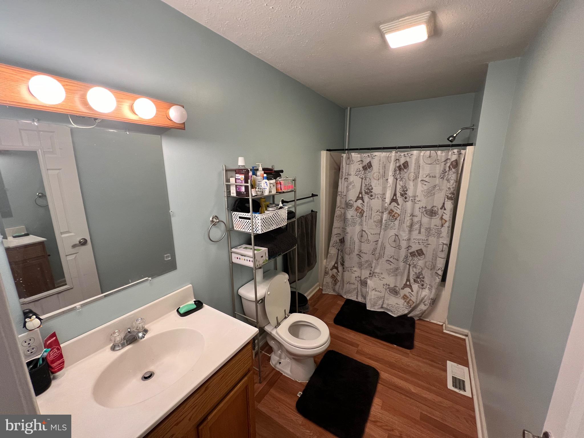 HIGHLAND VIEW - Residential