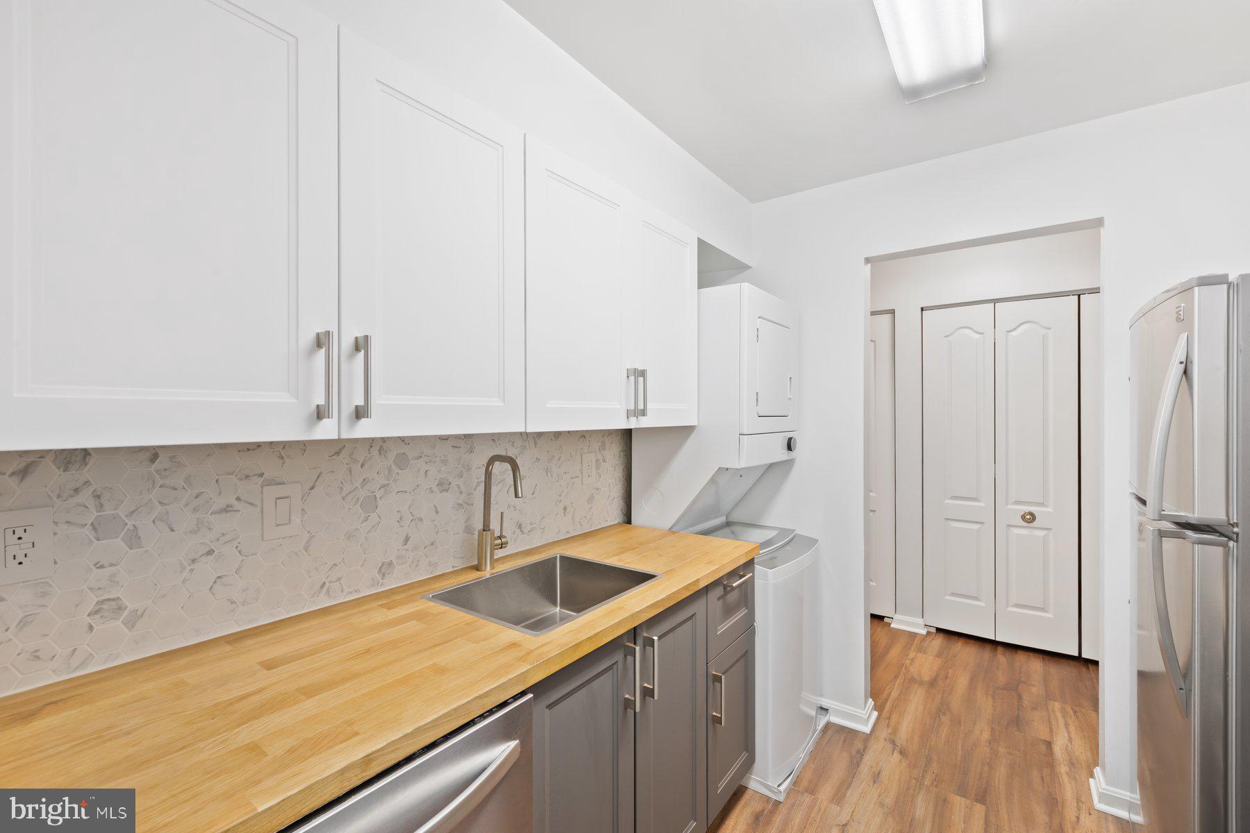 MONTGOMERY RUN - Residential