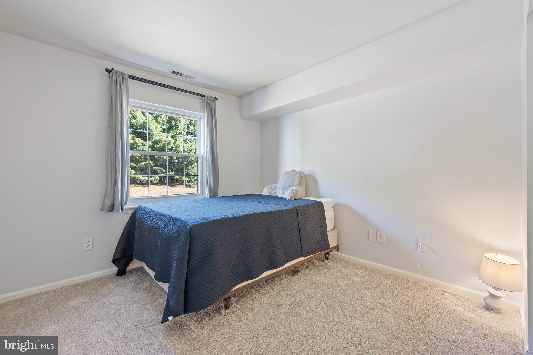 MONTGOMERY RUN - Residential