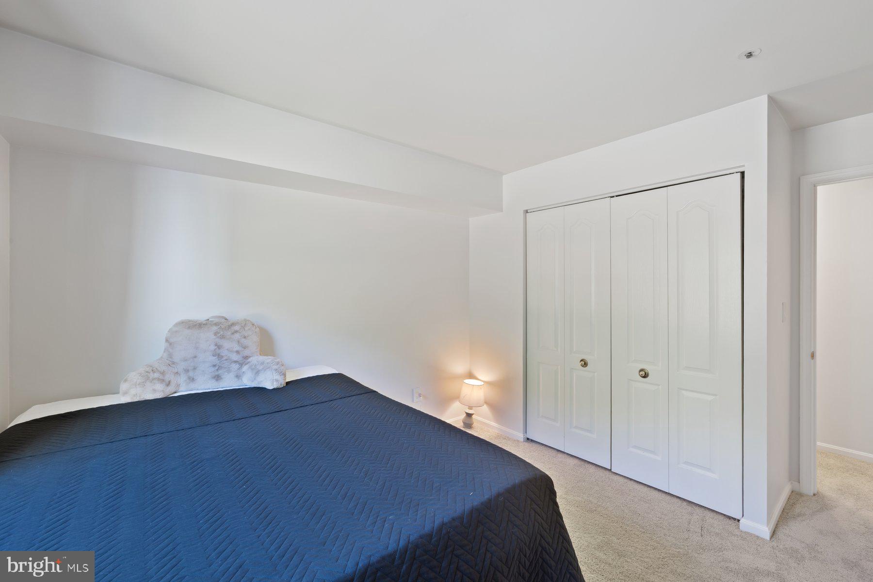 MONTGOMERY RUN - Residential