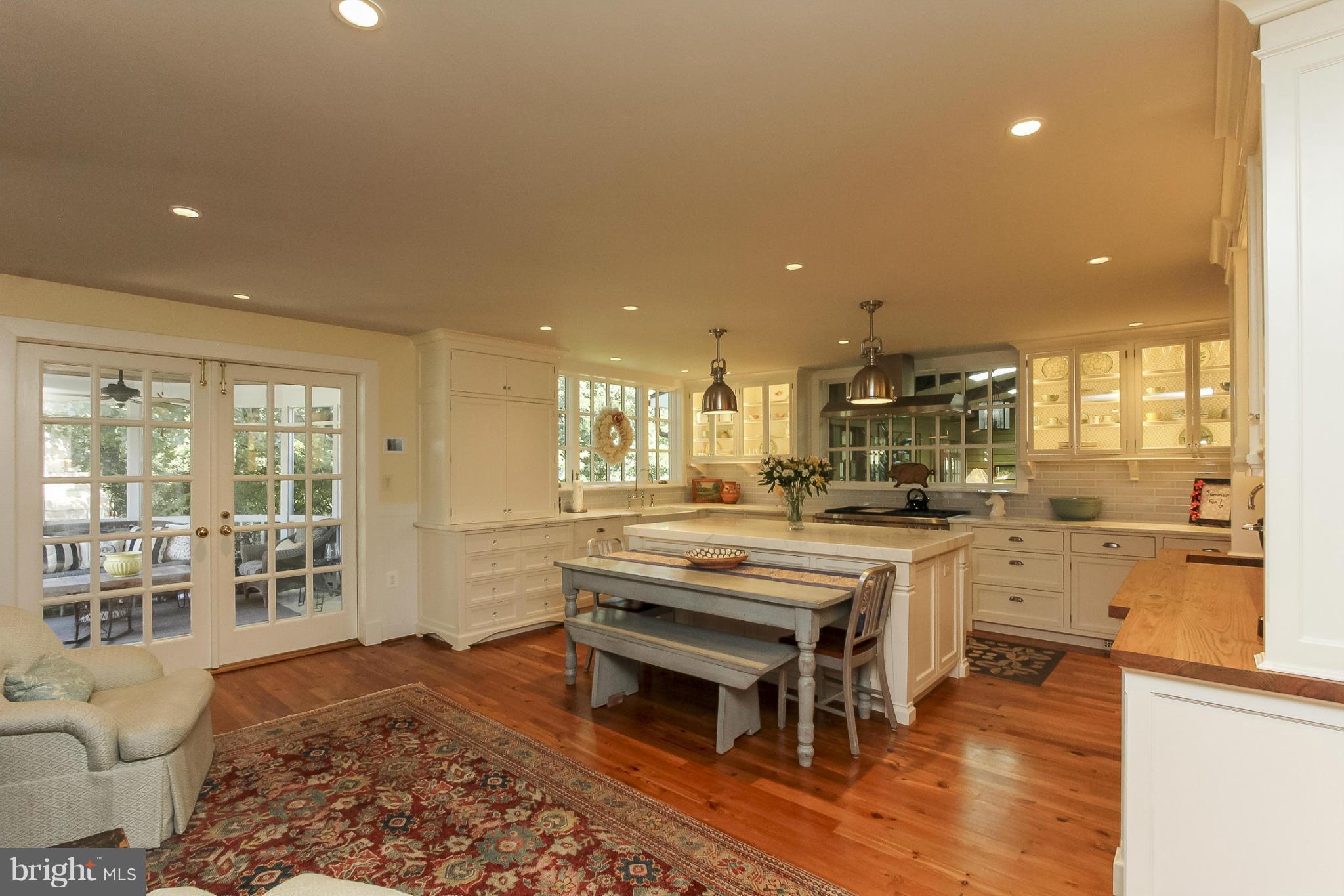 DOWNTOWN LEESBURG - Residential