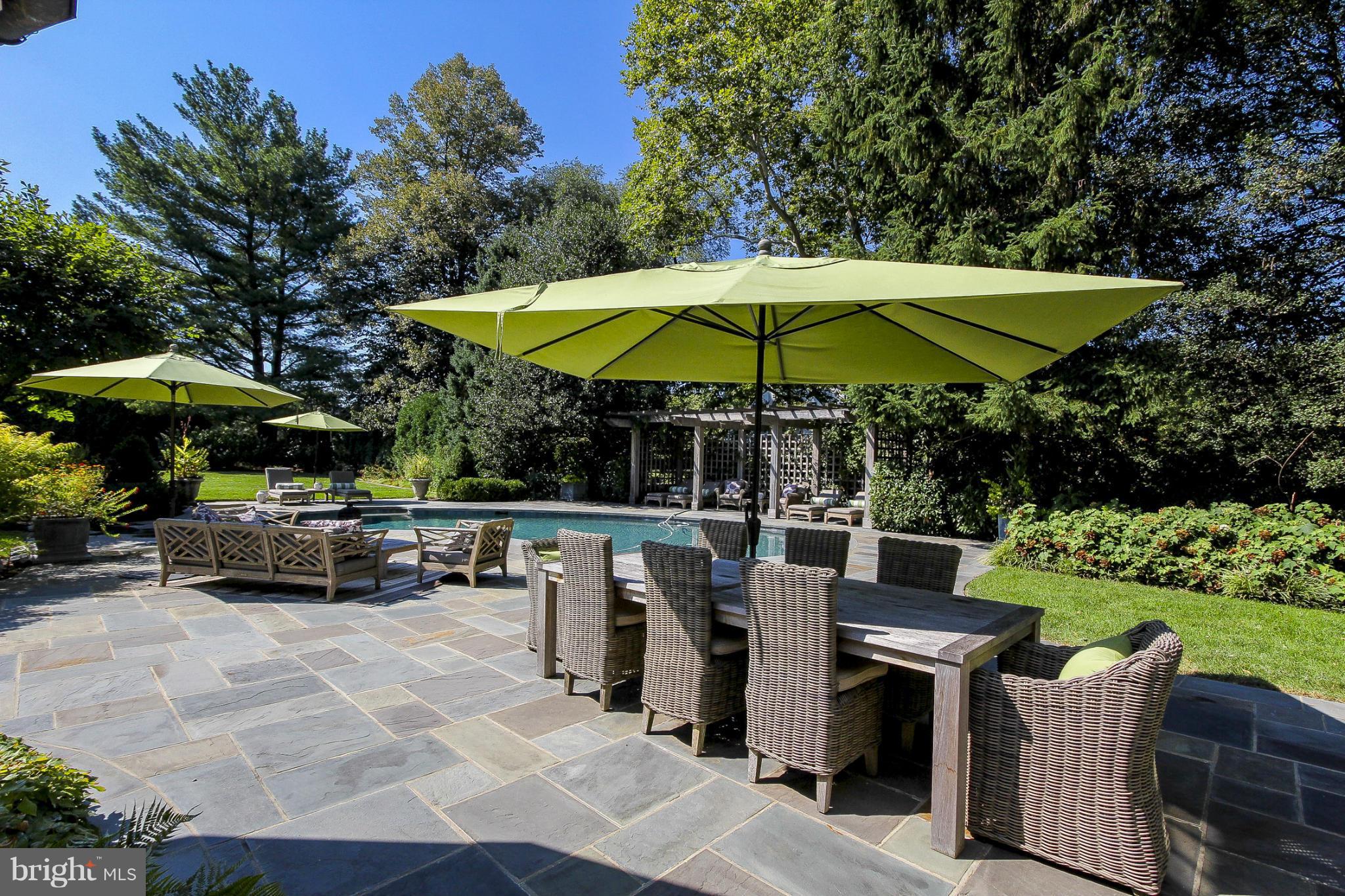 DOWNTOWN LEESBURG - Residential