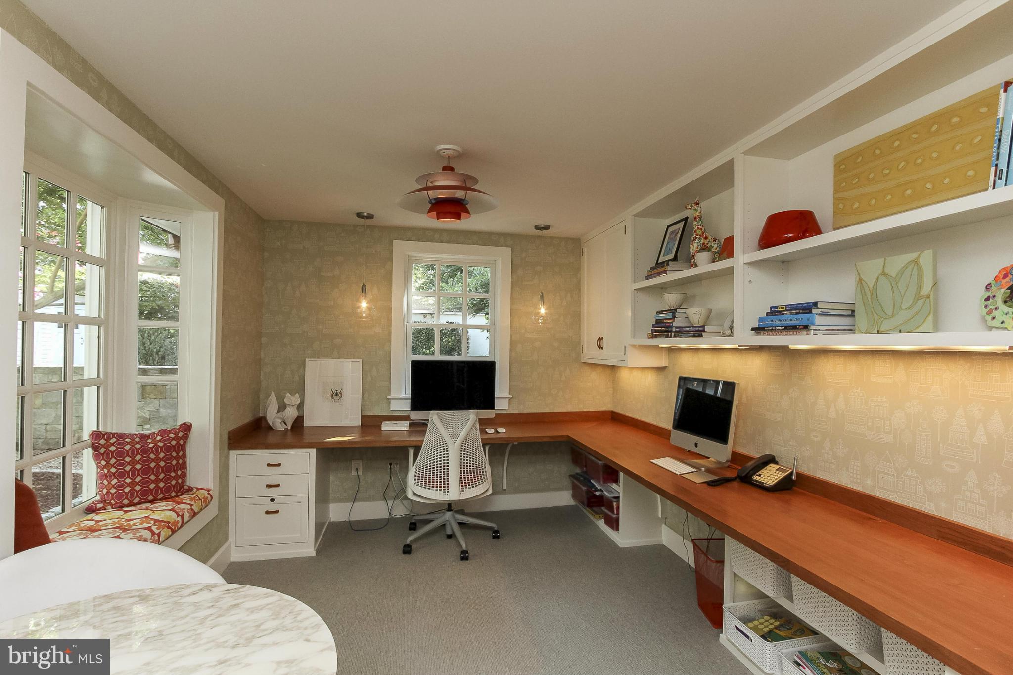 DOWNTOWN LEESBURG - Residential