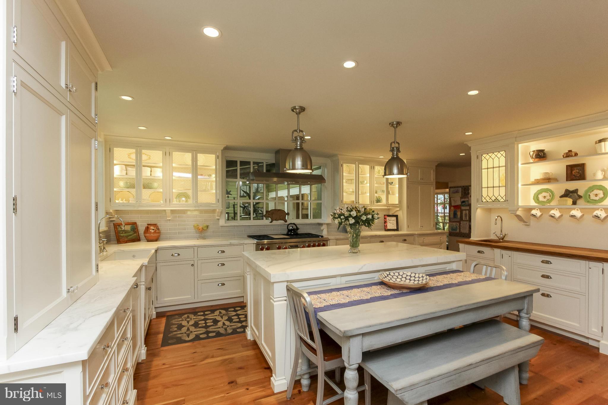 DOWNTOWN LEESBURG - Residential