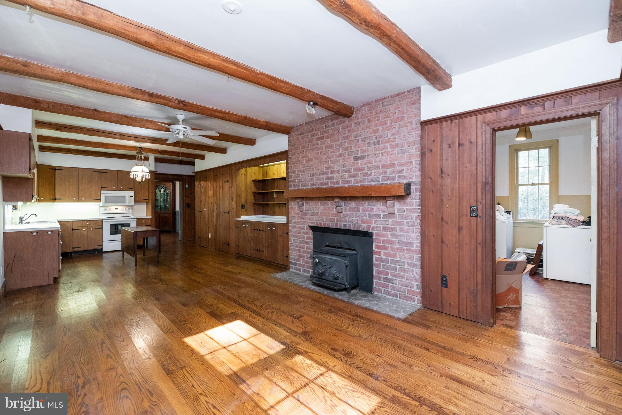 GREEN HILL FARM - Residential