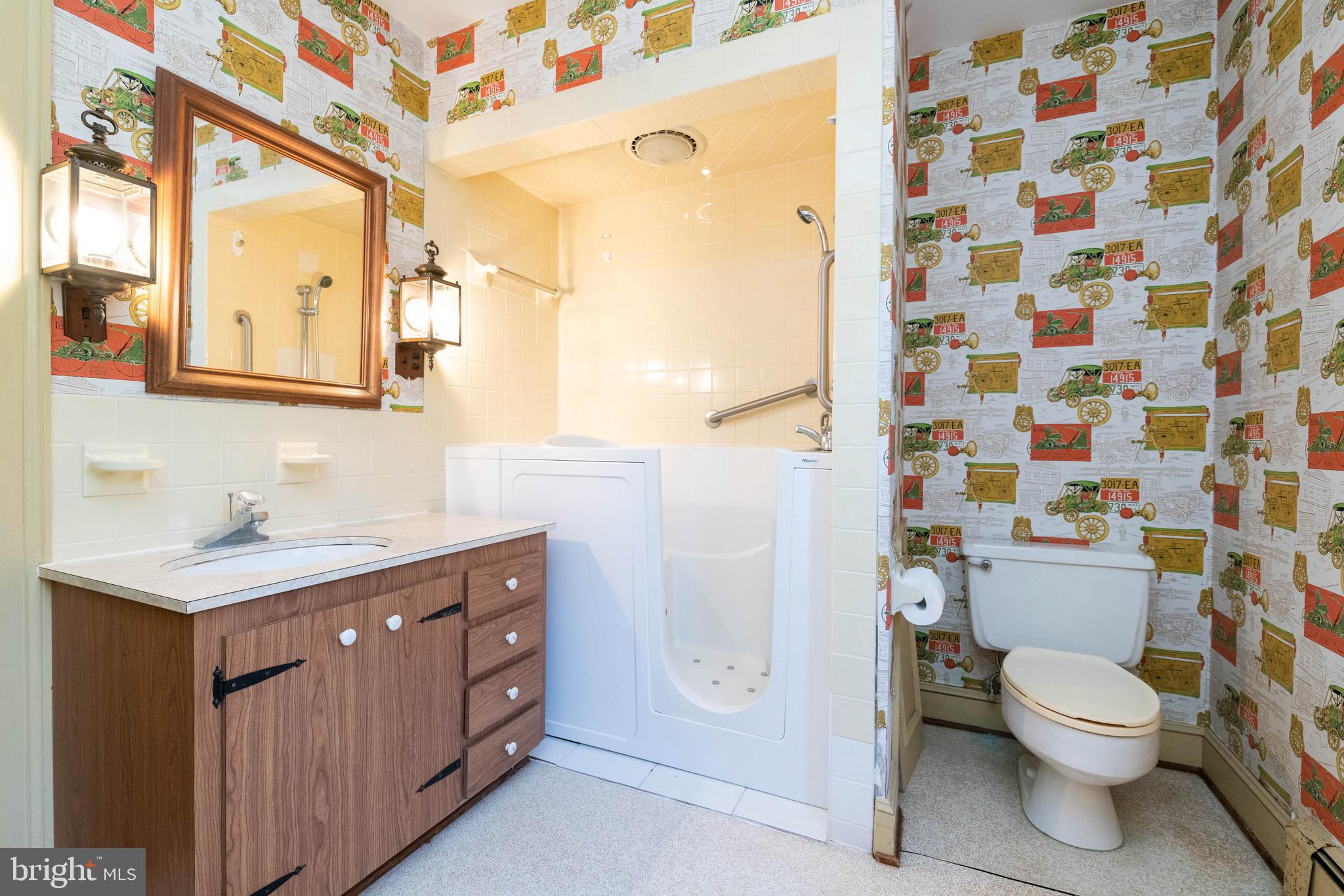 GREEN HILL FARM - Residential