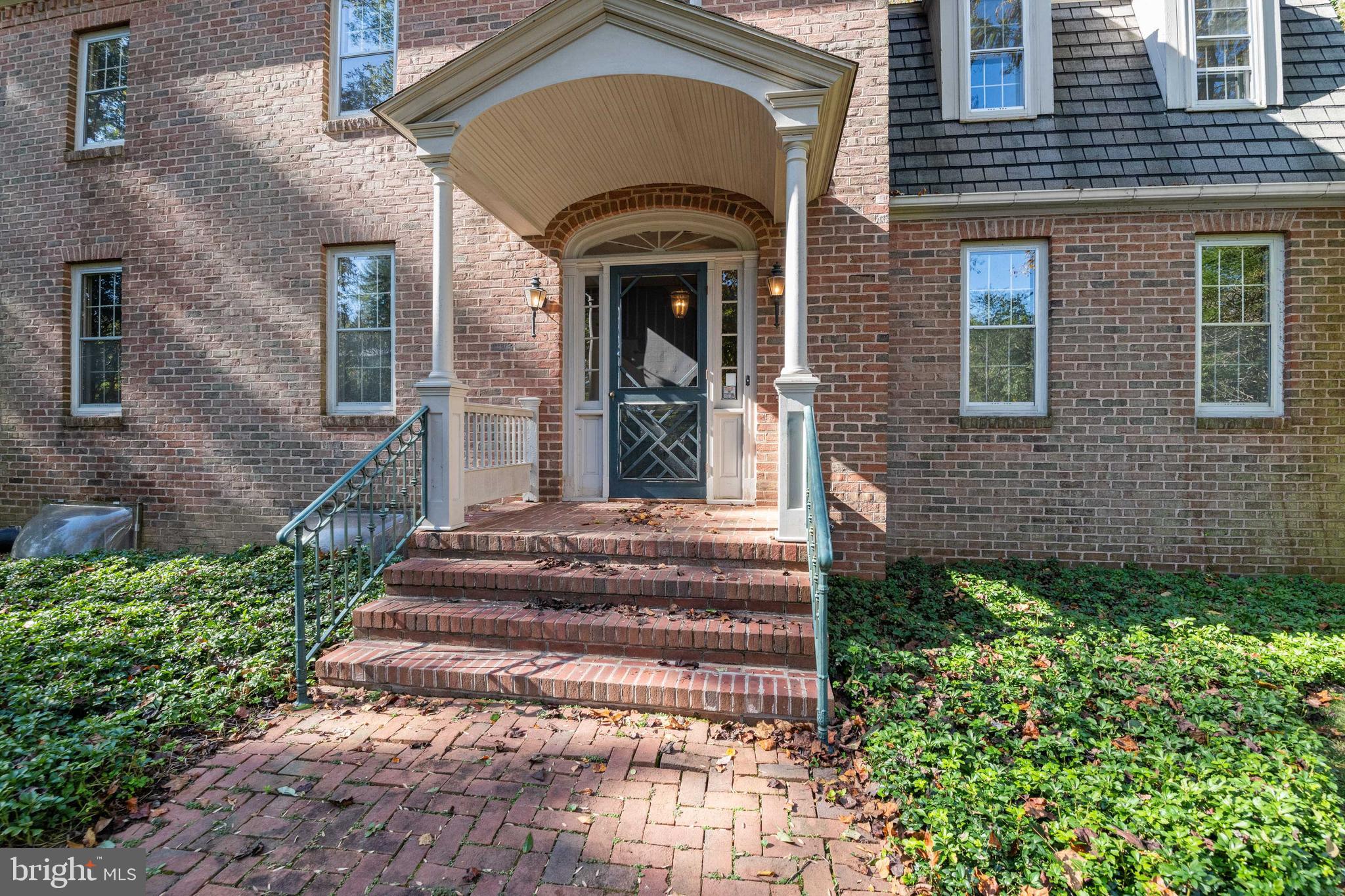 GREEN HILL FARM - Residential