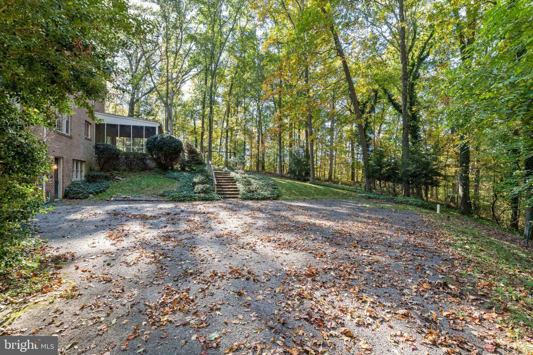 GREEN HILL FARM - Residential