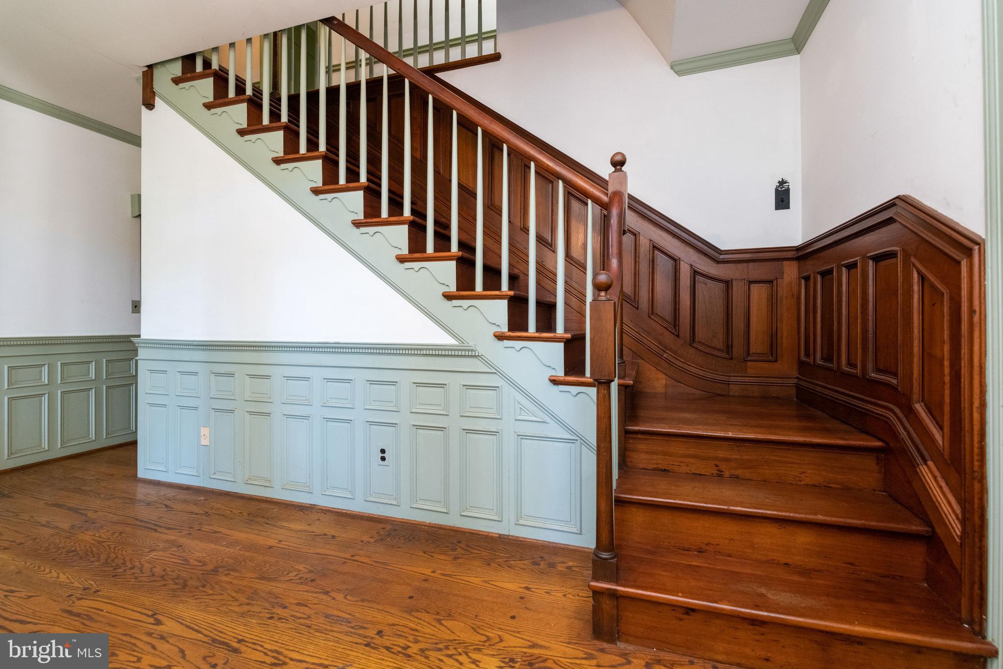 GREEN HILL FARM - Residential