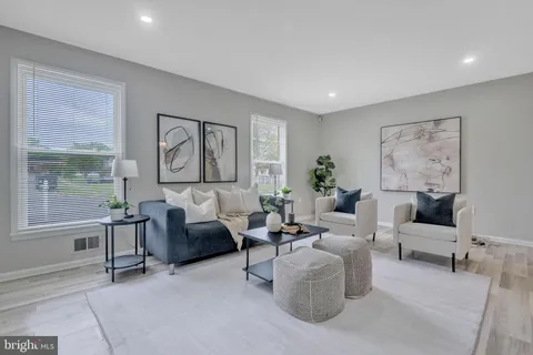 4706 Birchtree Lane, Temple Hills, MD MLS: MDPG2149810