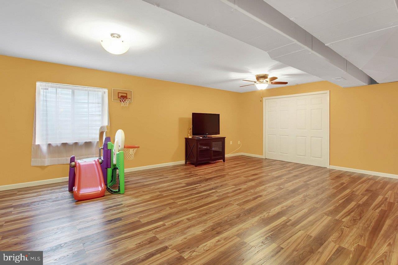 APPLEWOOD - Residential