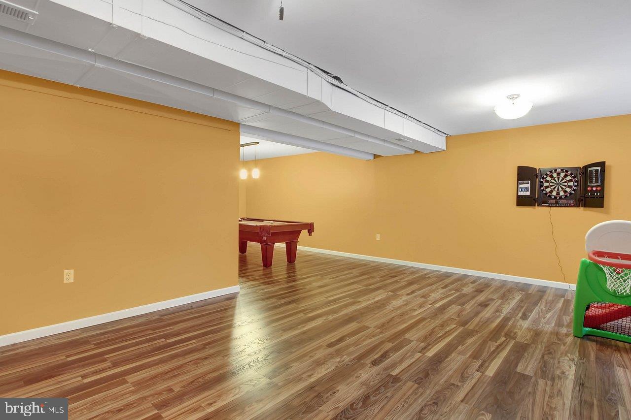 APPLEWOOD - Residential