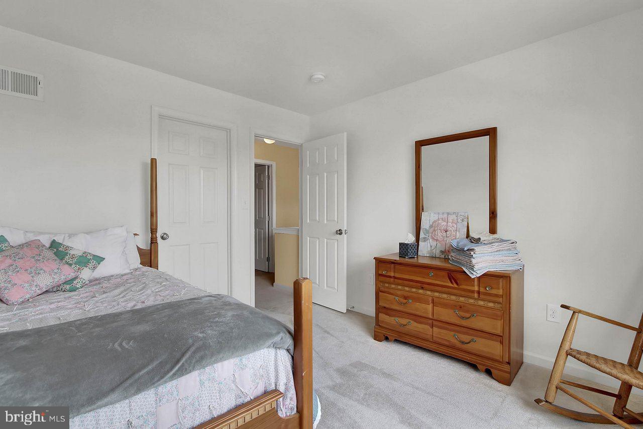 APPLEWOOD - Residential